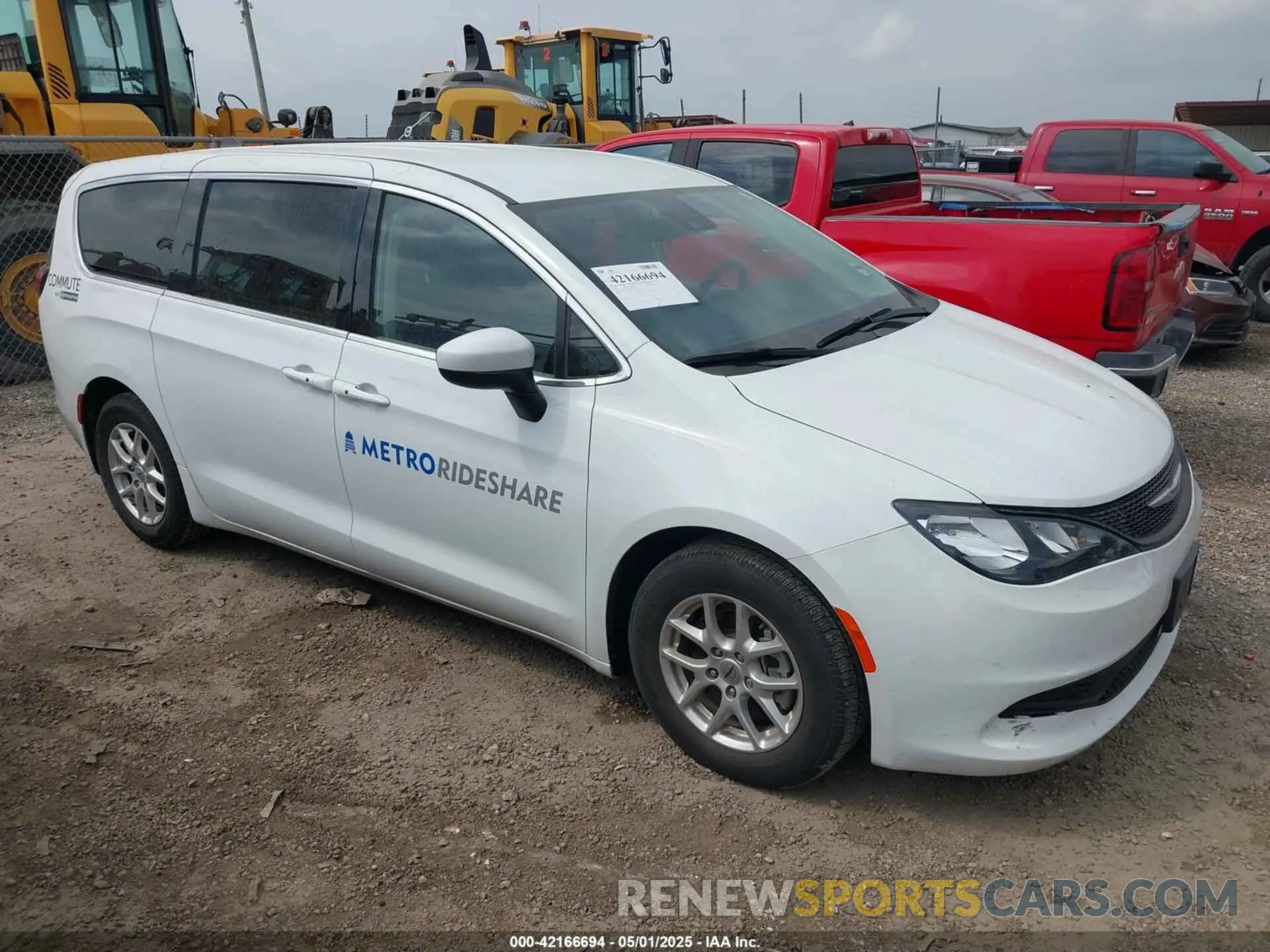 1 Photograph of a damaged car 2C4RC1CG3PR525793 CHRYSLER VOYAGER 2023