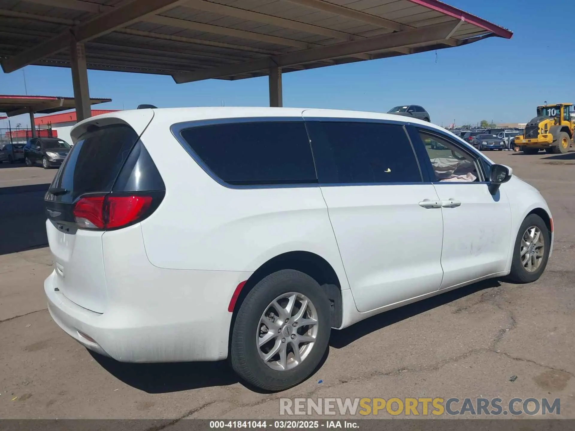 4 Photograph of a damaged car 2C4RC1CG3PR537510 CHRYSLER VOYAGER 2023