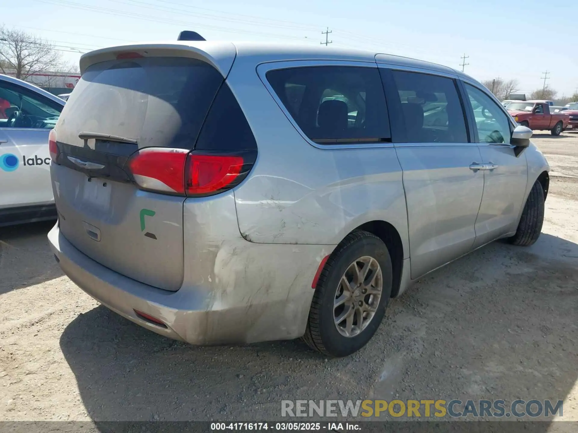 4 Photograph of a damaged car 2C4RC1CG3PR608012 CHRYSLER VOYAGER 2023
