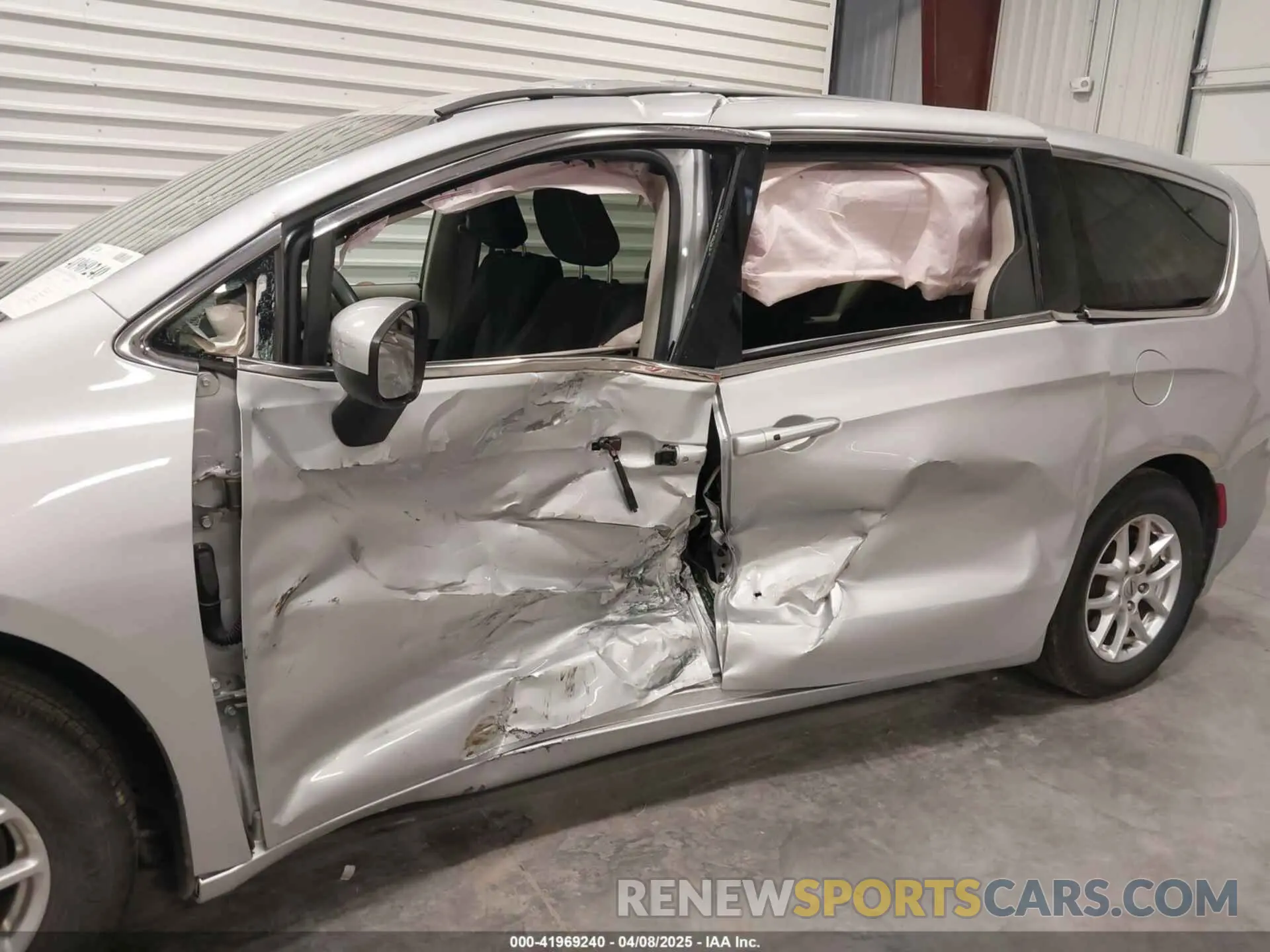 6 Photograph of a damaged car 2C4RC1CG4PR535720 CHRYSLER VOYAGER 2023