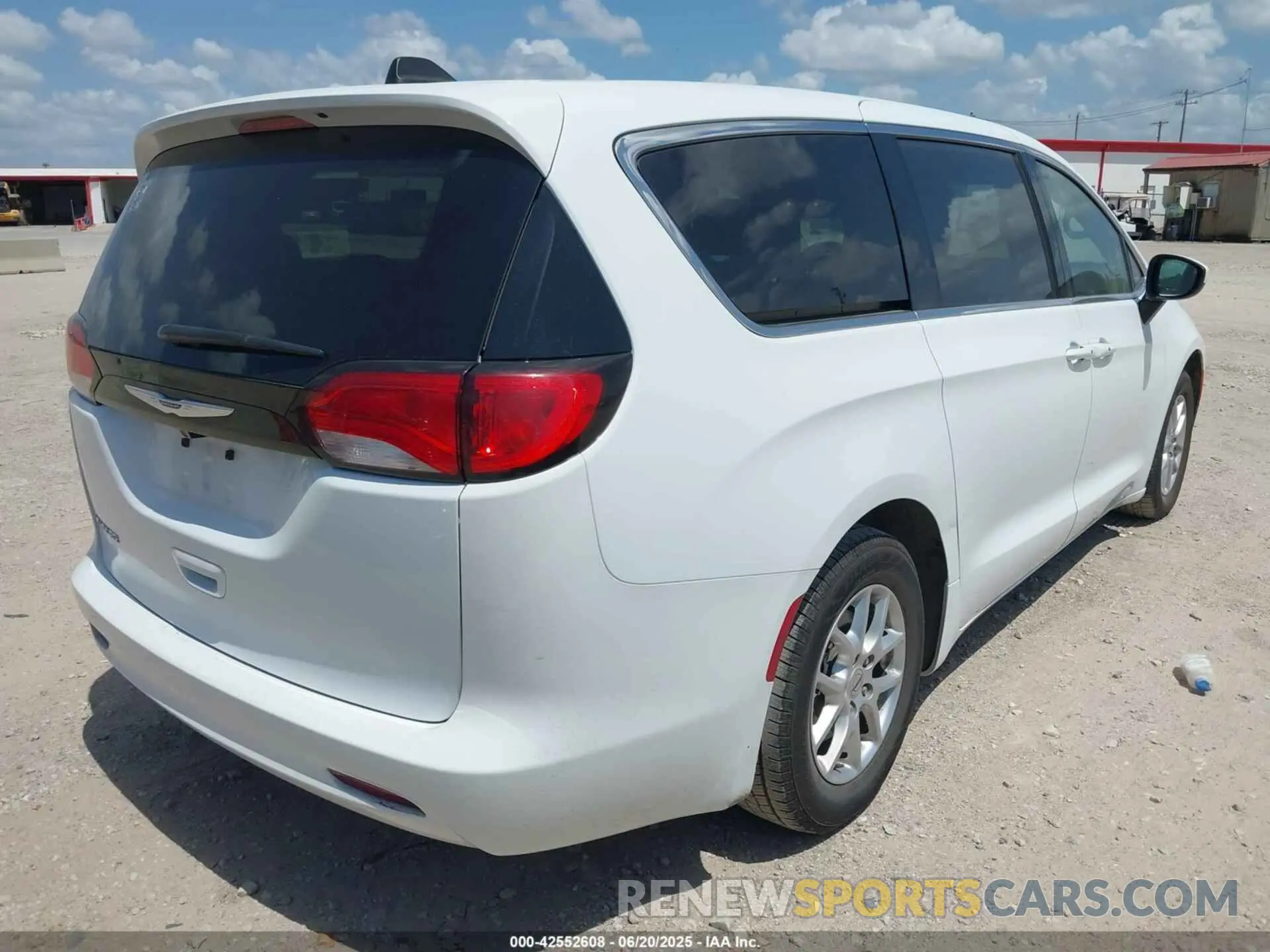4 Photograph of a damaged car 2C4RC1CG5PR534477 CHRYSLER VOYAGER 2023