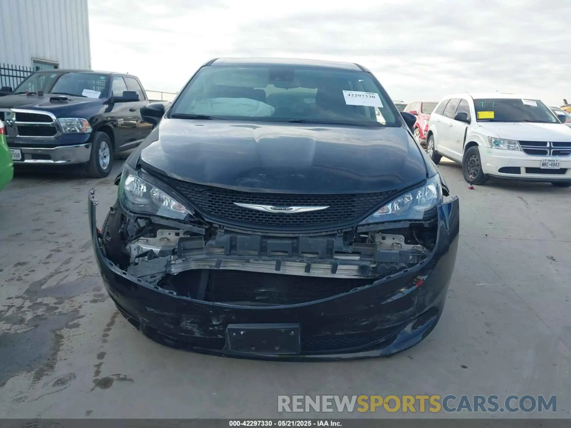 12 Photograph of a damaged car 2C4RC1CG5PR602566 CHRYSLER VOYAGER 2023