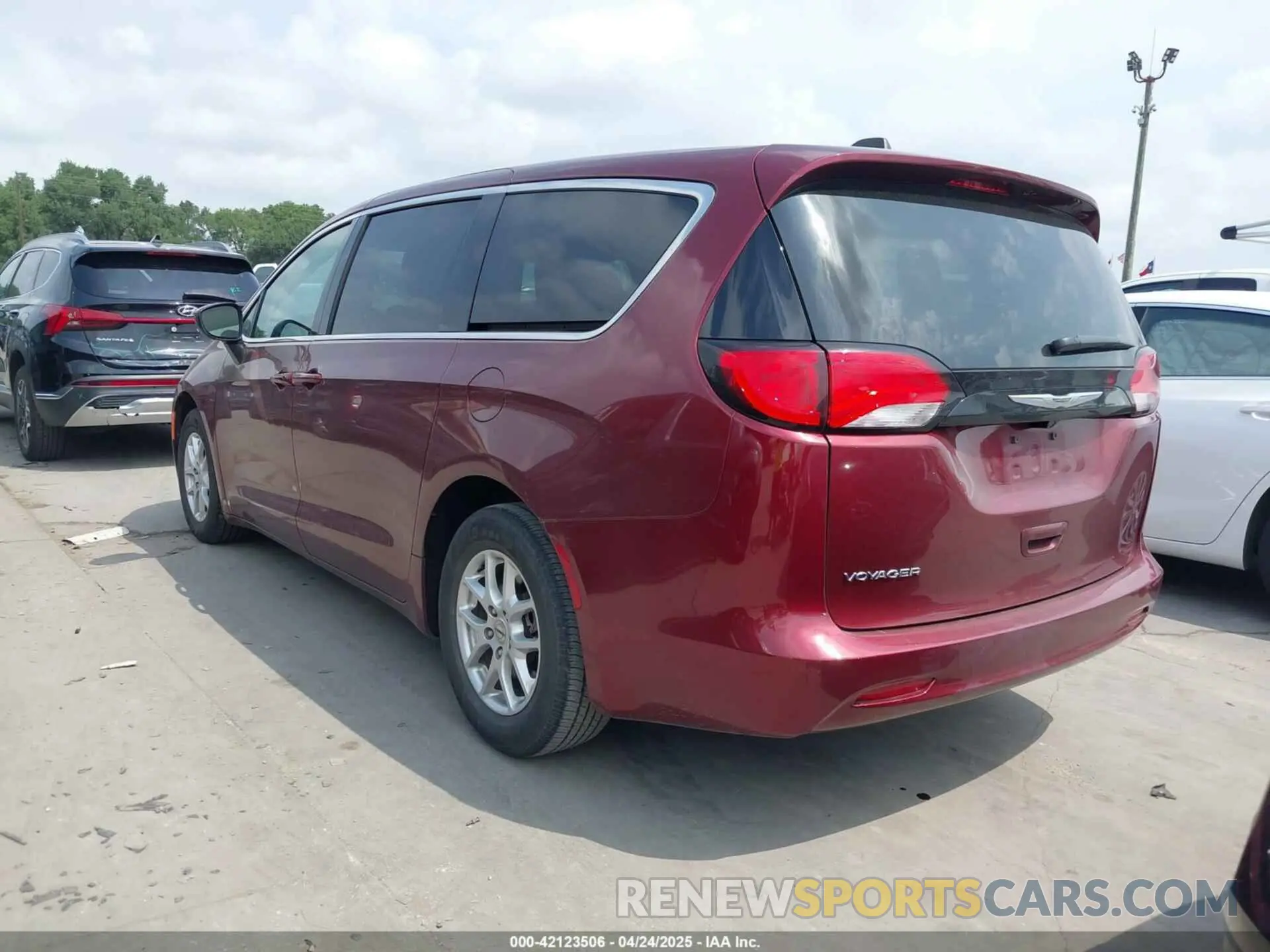 3 Photograph of a damaged car 2C4RC1CG7PR534450 CHRYSLER VOYAGER 2023
