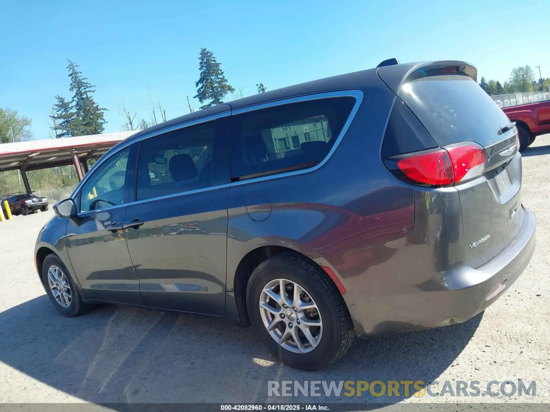 14 Photograph of a damaged car 2C4RC1CG7PR535579 CHRYSLER VOYAGER 2023
