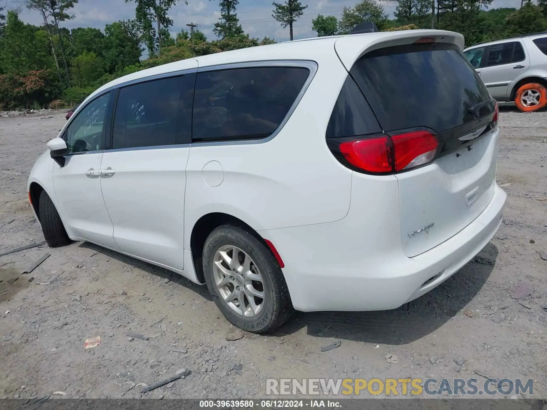 3 Photograph of a damaged car 2C4RC1CG9PR567787 CHRYSLER VOYAGER 2023