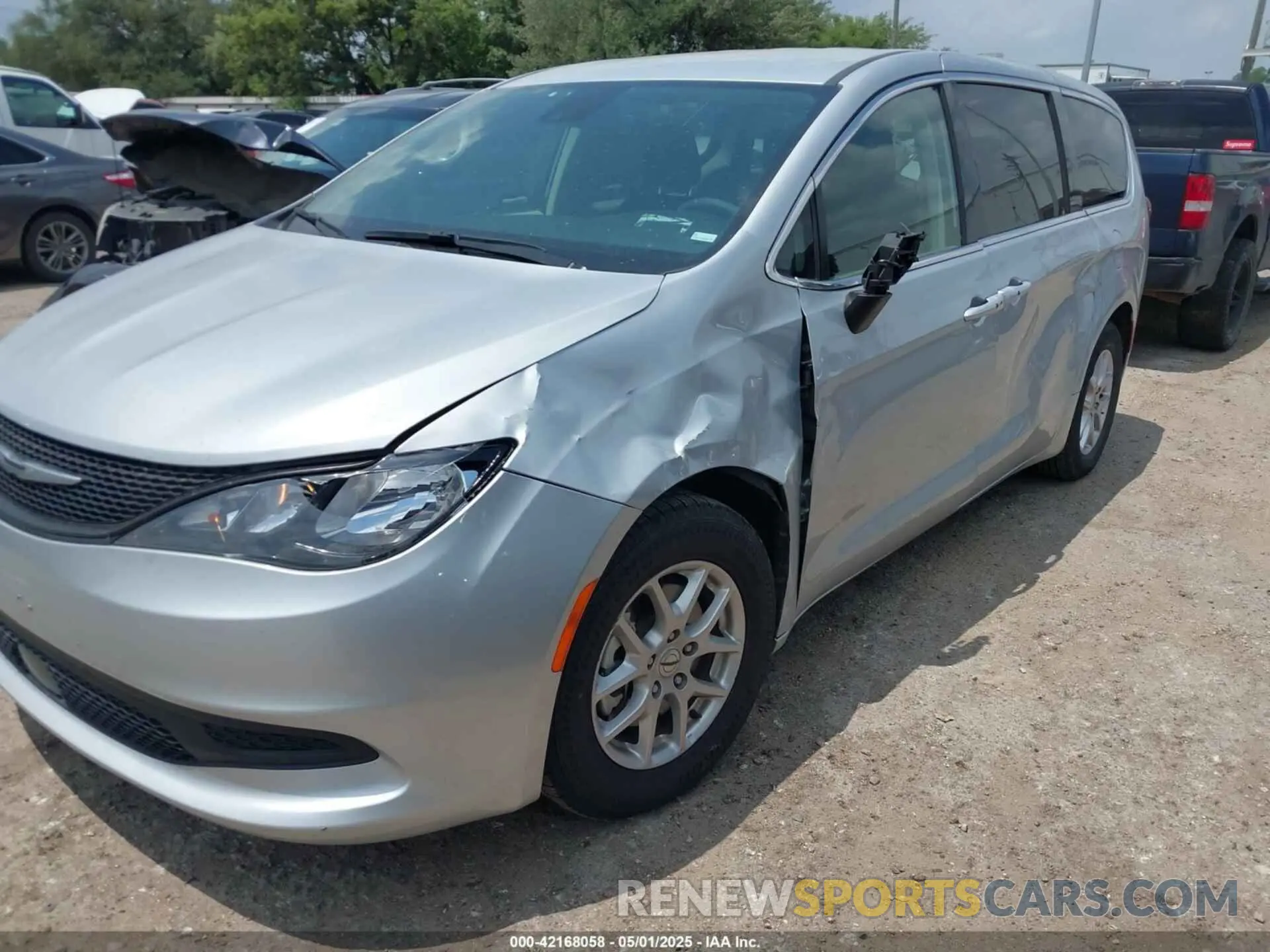 6 Photograph of a damaged car 2C4RC1CGXPR535673 CHRYSLER VOYAGER 2023