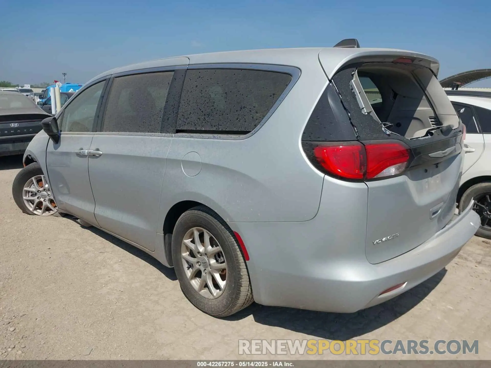3 Photograph of a damaged car 2C4RC1CG4RR135885 CHRYSLER VOYAGER 2024