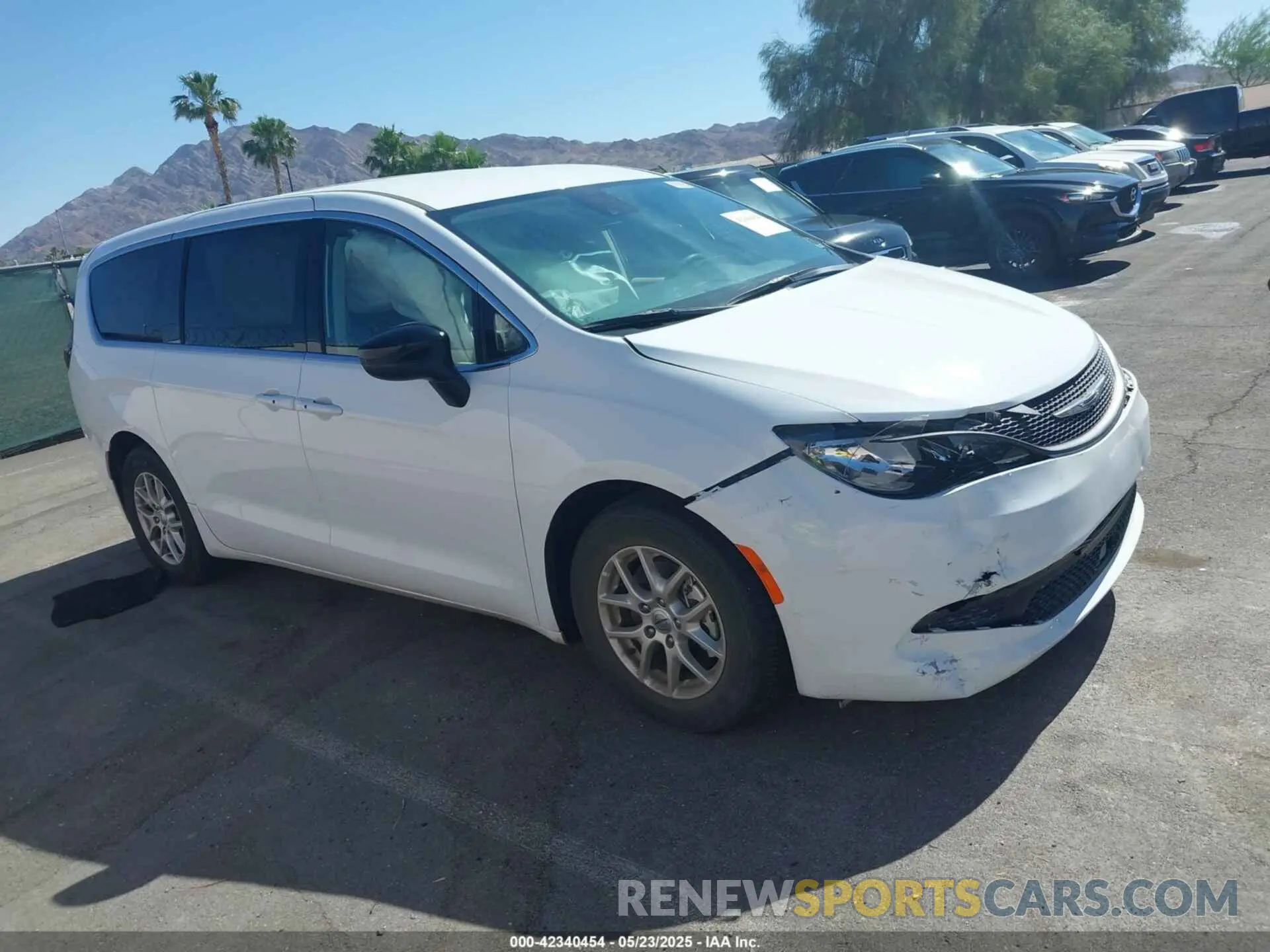 1 Photograph of a damaged car 2C4RC1CG4RR141427 CHRYSLER VOYAGER 2024