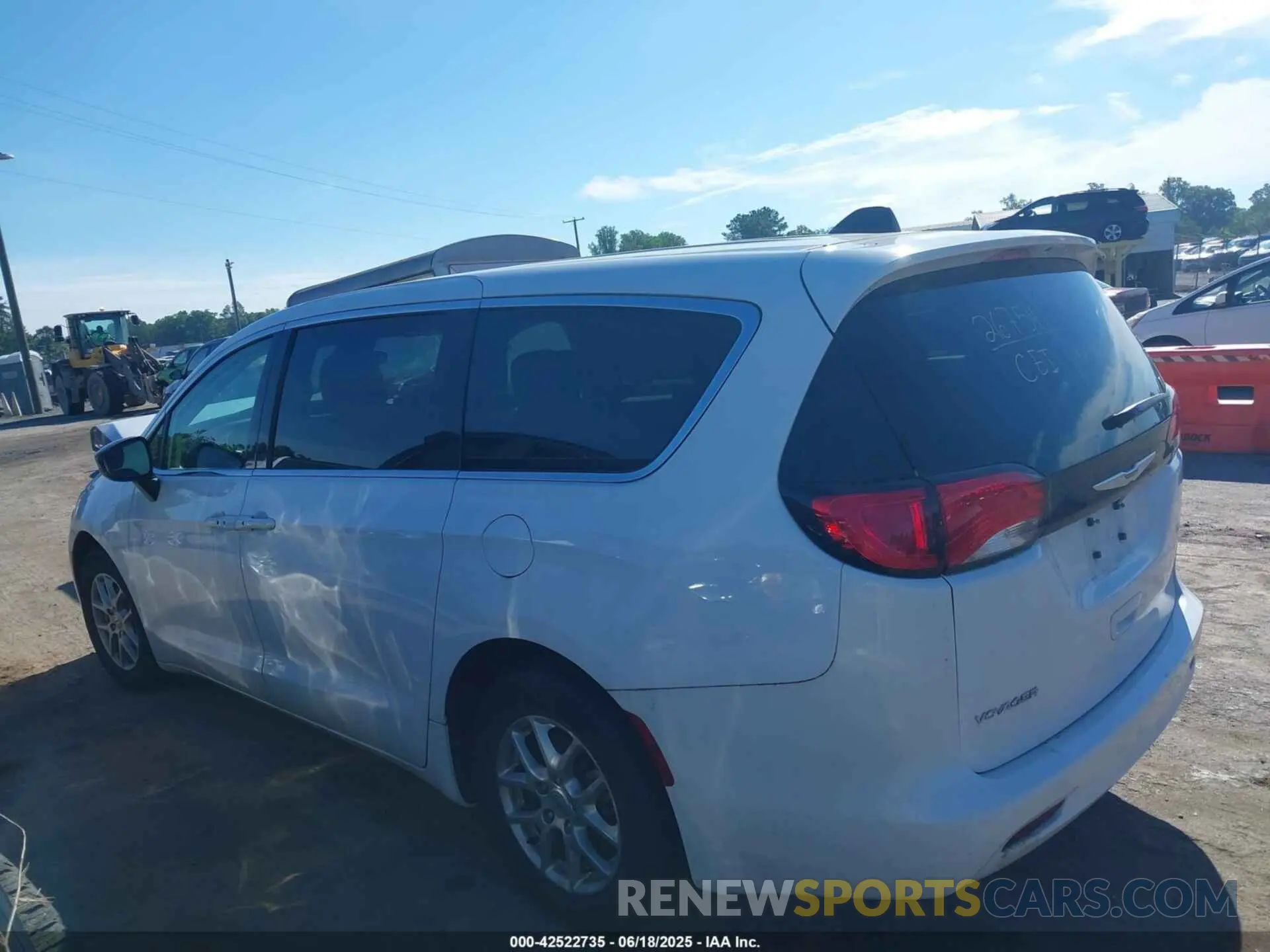 14 Photograph of a damaged car 2C4RC1CG8RR106731 CHRYSLER VOYAGER 2024