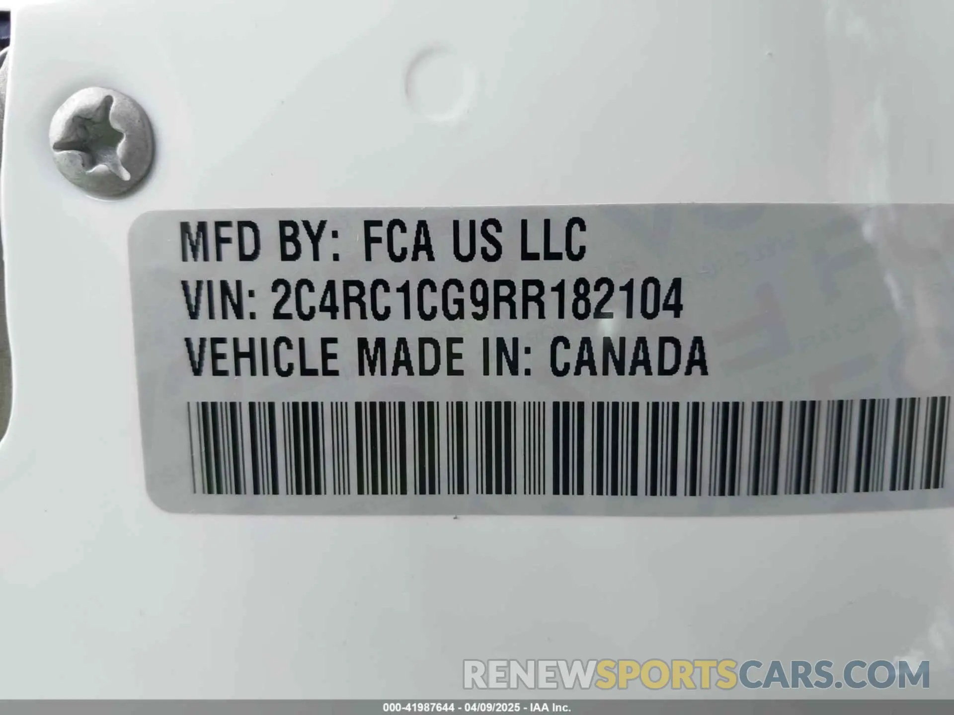 9 Photograph of a damaged car 2C4RC1CG9RR182104 CHRYSLER VOYAGER 2024