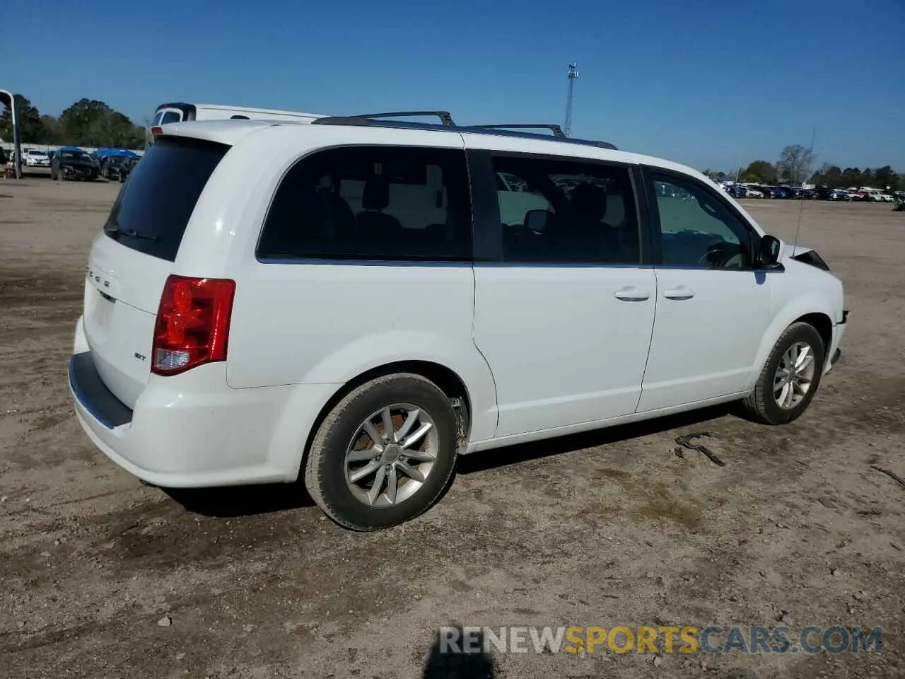 3 Photograph of a damaged car 2C4RDGCG9LR201399 DODGE All Models 2020