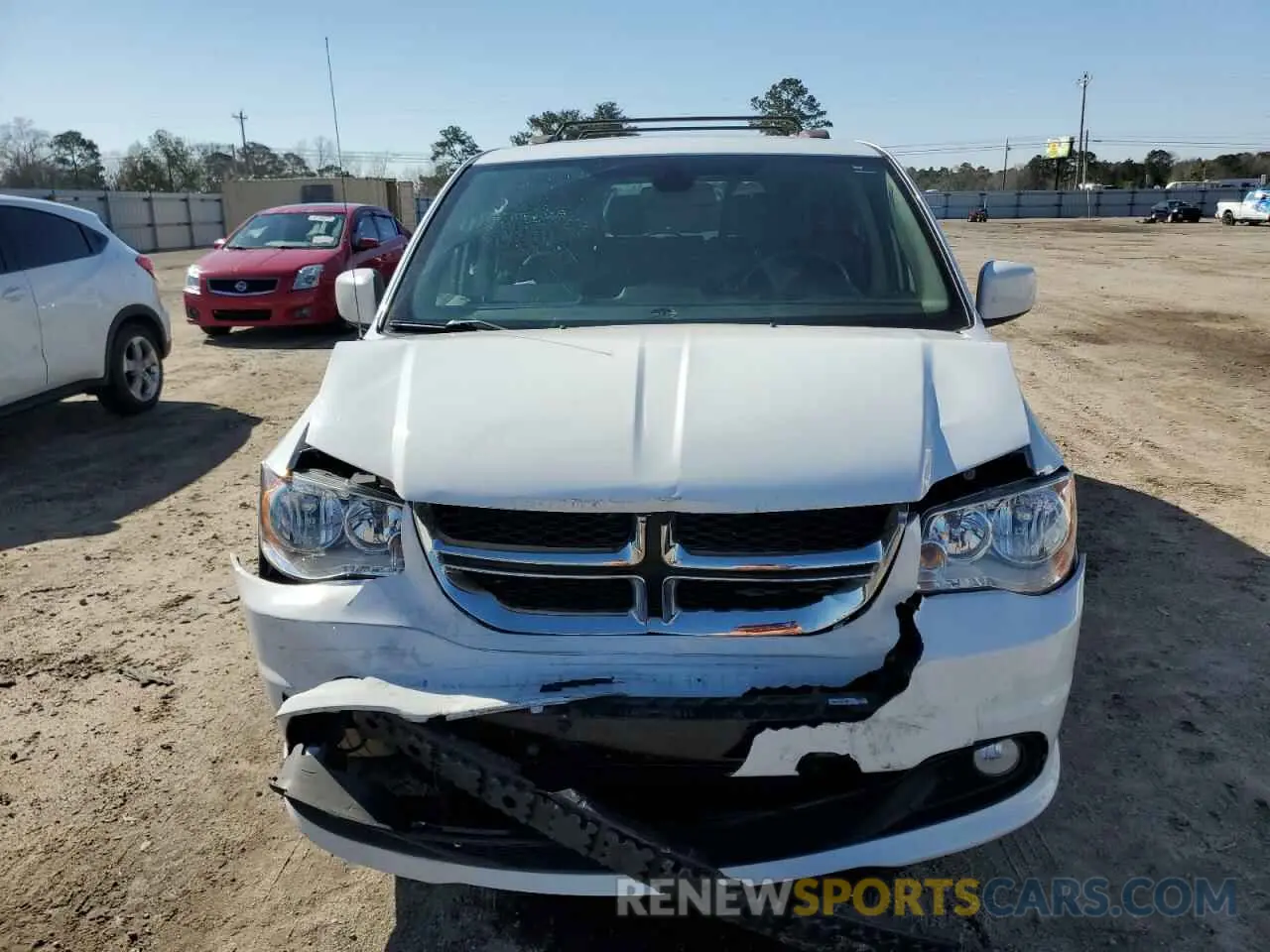 5 Photograph of a damaged car 2C4RDGCG9LR201399 DODGE All Models 2020