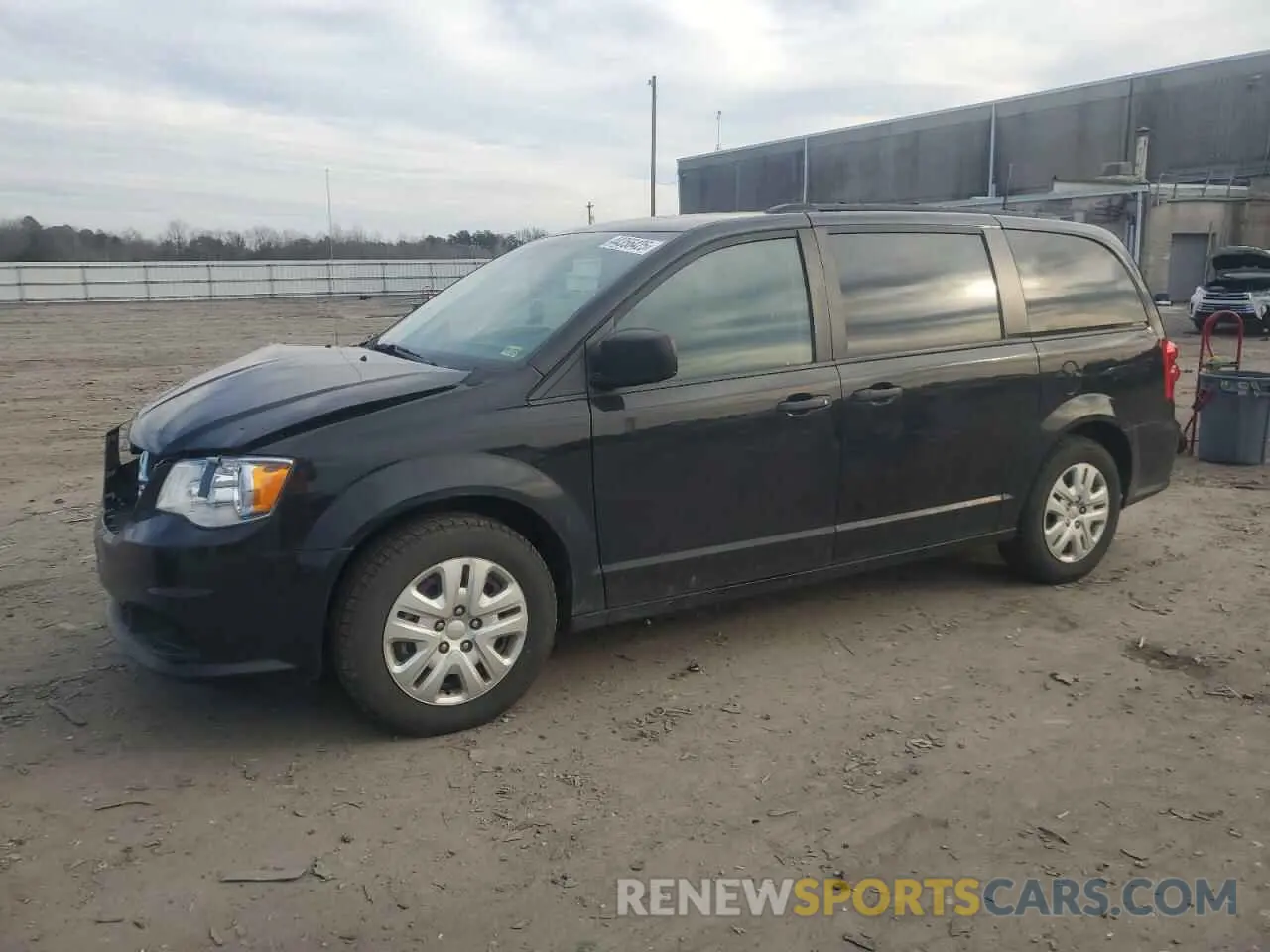 1 Photograph of a damaged car 2C4RDGBG0KR502353 DODGE CARAVAN 2019