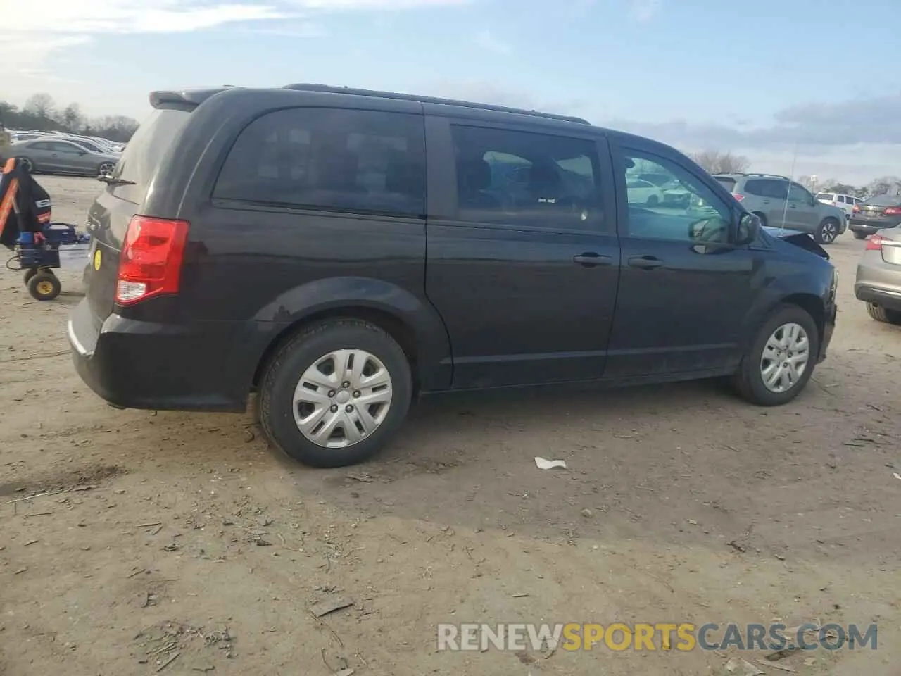 3 Photograph of a damaged car 2C4RDGBG0KR502353 DODGE CARAVAN 2019
