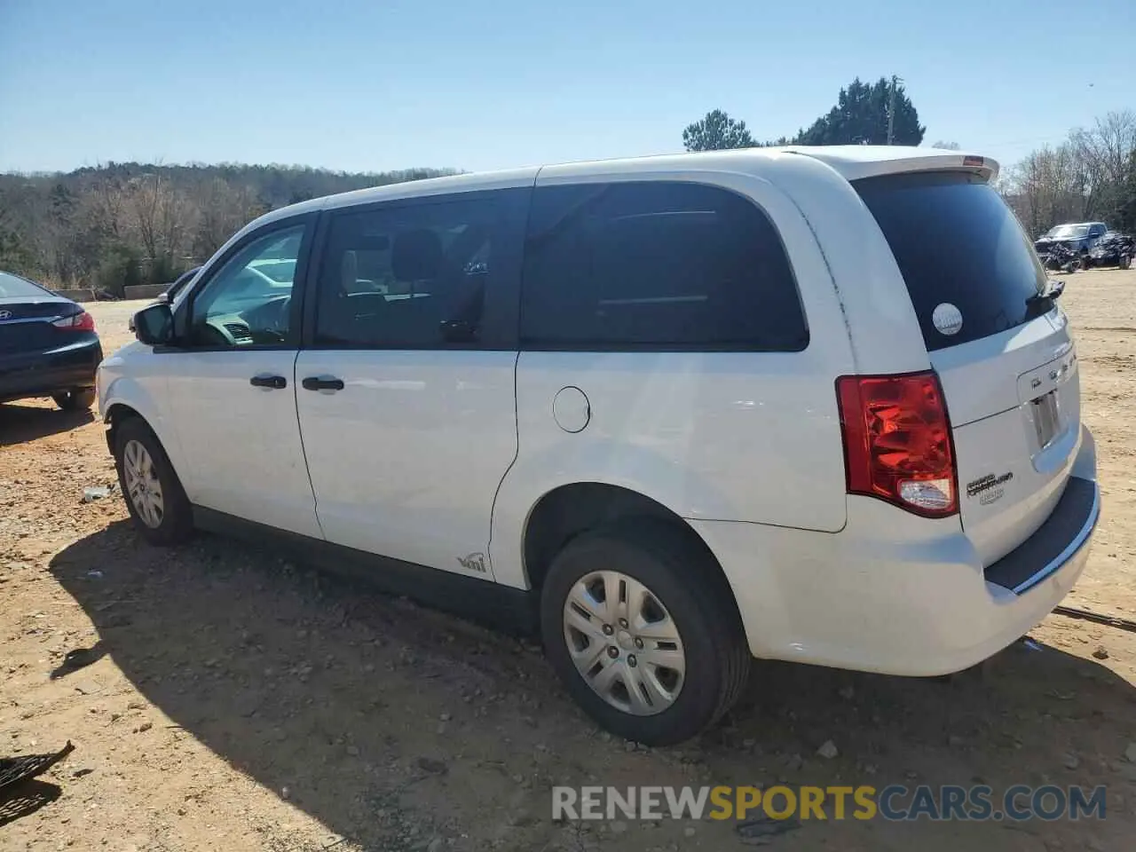 2 Photograph of a damaged car 2C4RDGBG0KR596332 DODGE CARAVAN 2019