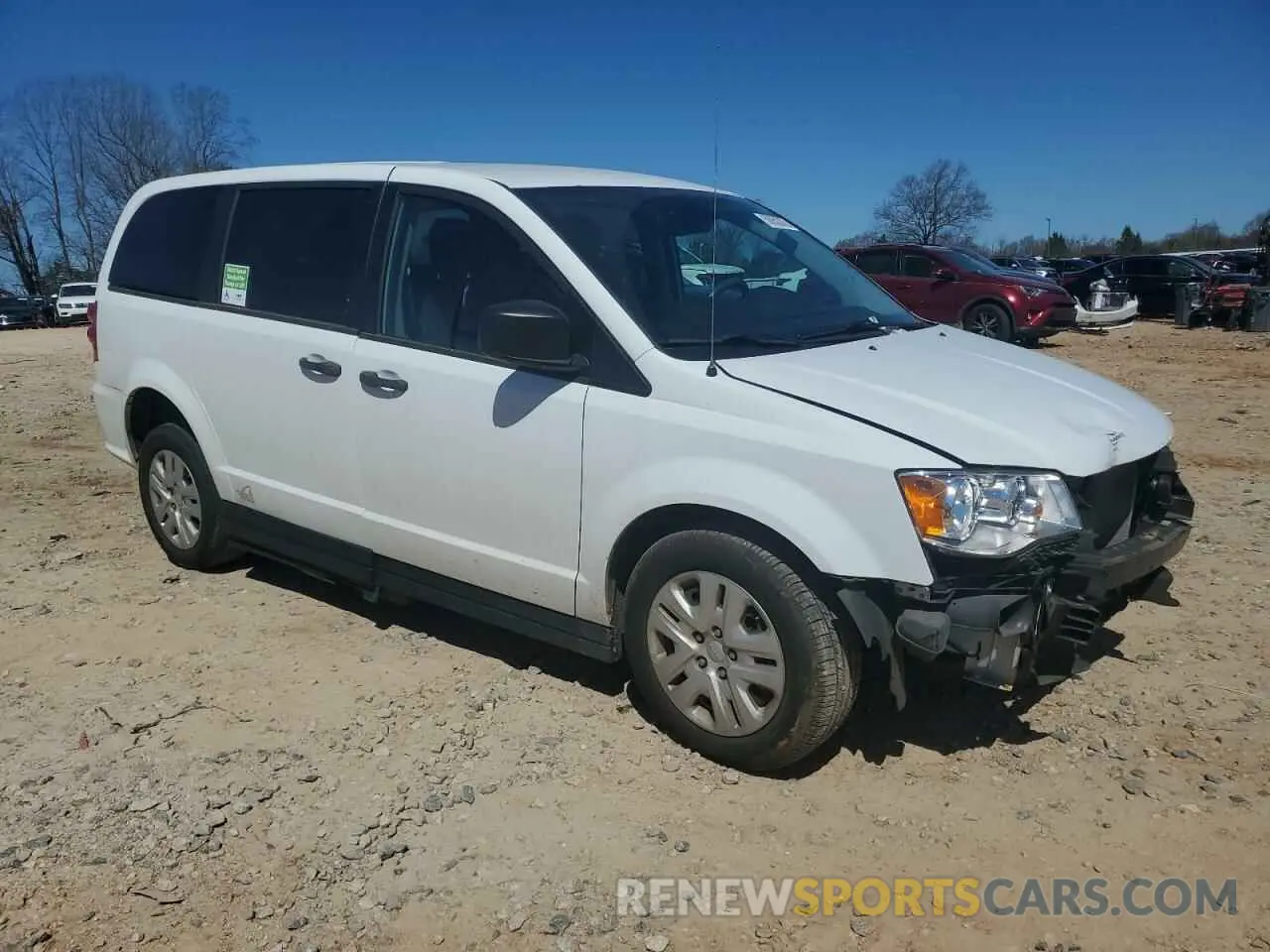 4 Photograph of a damaged car 2C4RDGBG0KR596332 DODGE CARAVAN 2019