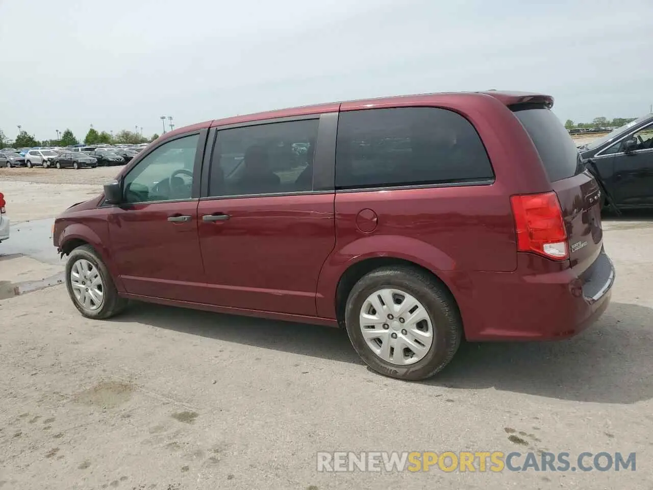 2 Photograph of a damaged car 2C4RDGBG0KR608561 DODGE CARAVAN 2019