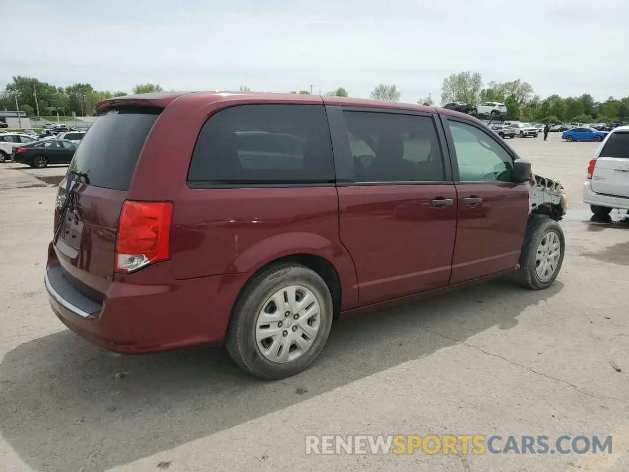 3 Photograph of a damaged car 2C4RDGBG0KR608561 DODGE CARAVAN 2019