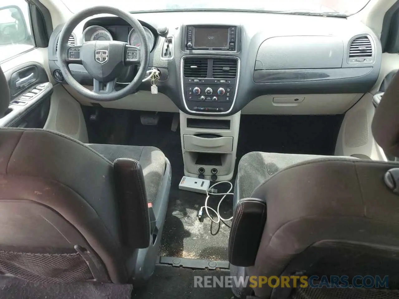 8 Photograph of a damaged car 2C4RDGBG0KR608561 DODGE CARAVAN 2019