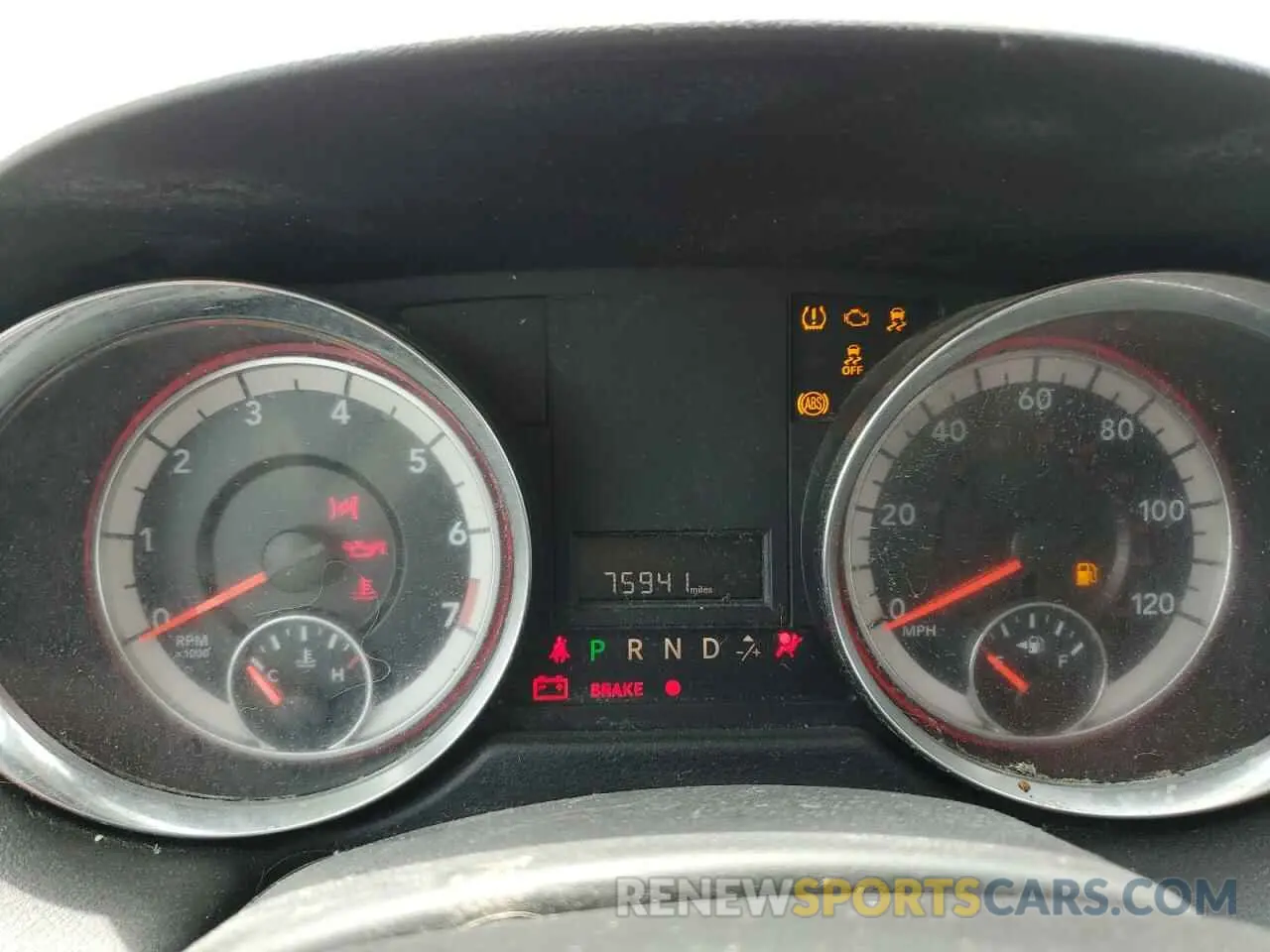 9 Photograph of a damaged car 2C4RDGBG0KR608561 DODGE CARAVAN 2019