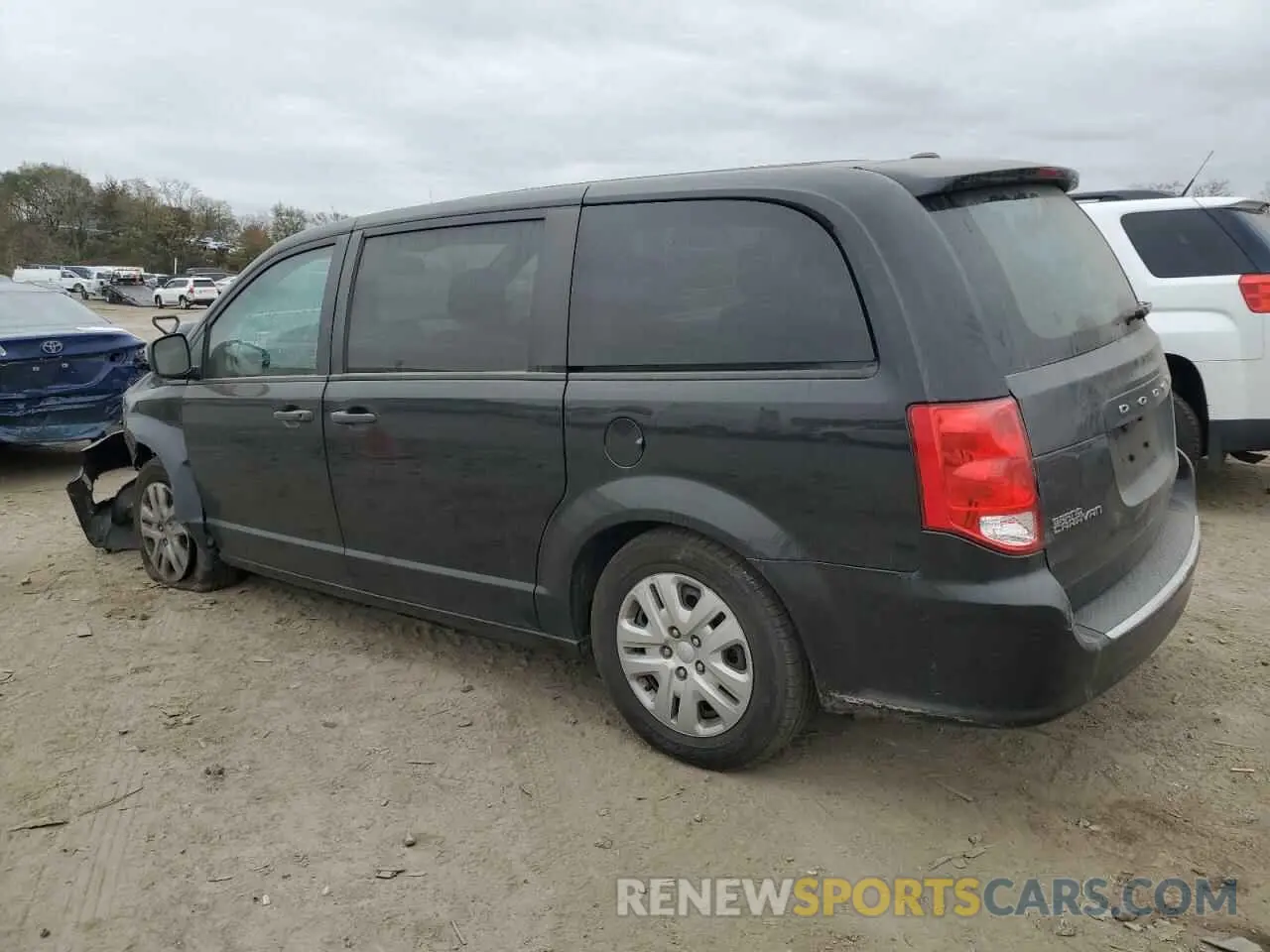2 Photograph of a damaged car 2C4RDGBG0KR698648 DODGE CARAVAN 2019
