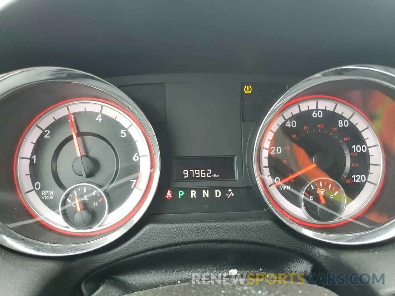 9 Photograph of a damaged car 2C4RDGBG0KR698648 DODGE CARAVAN 2019