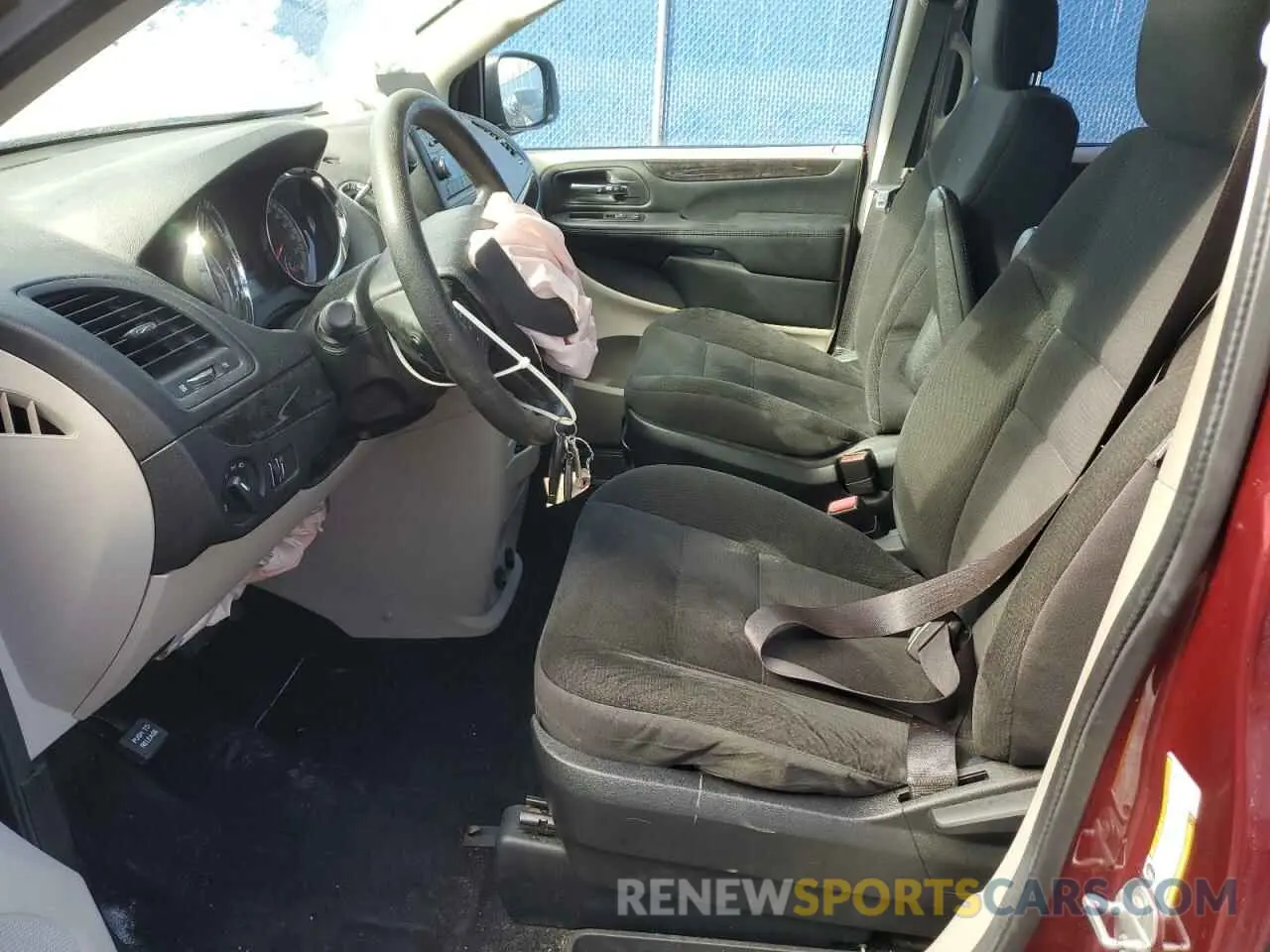 7 Photograph of a damaged car 2C4RDGBG0KR757049 DODGE CARAVAN 2019