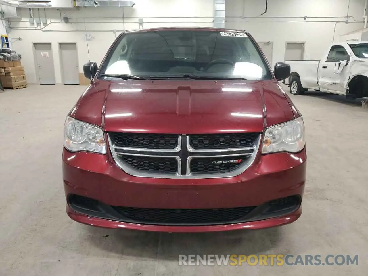 5 Photograph of a damaged car 2C4RDGBG0KR780363 DODGE CARAVAN 2019