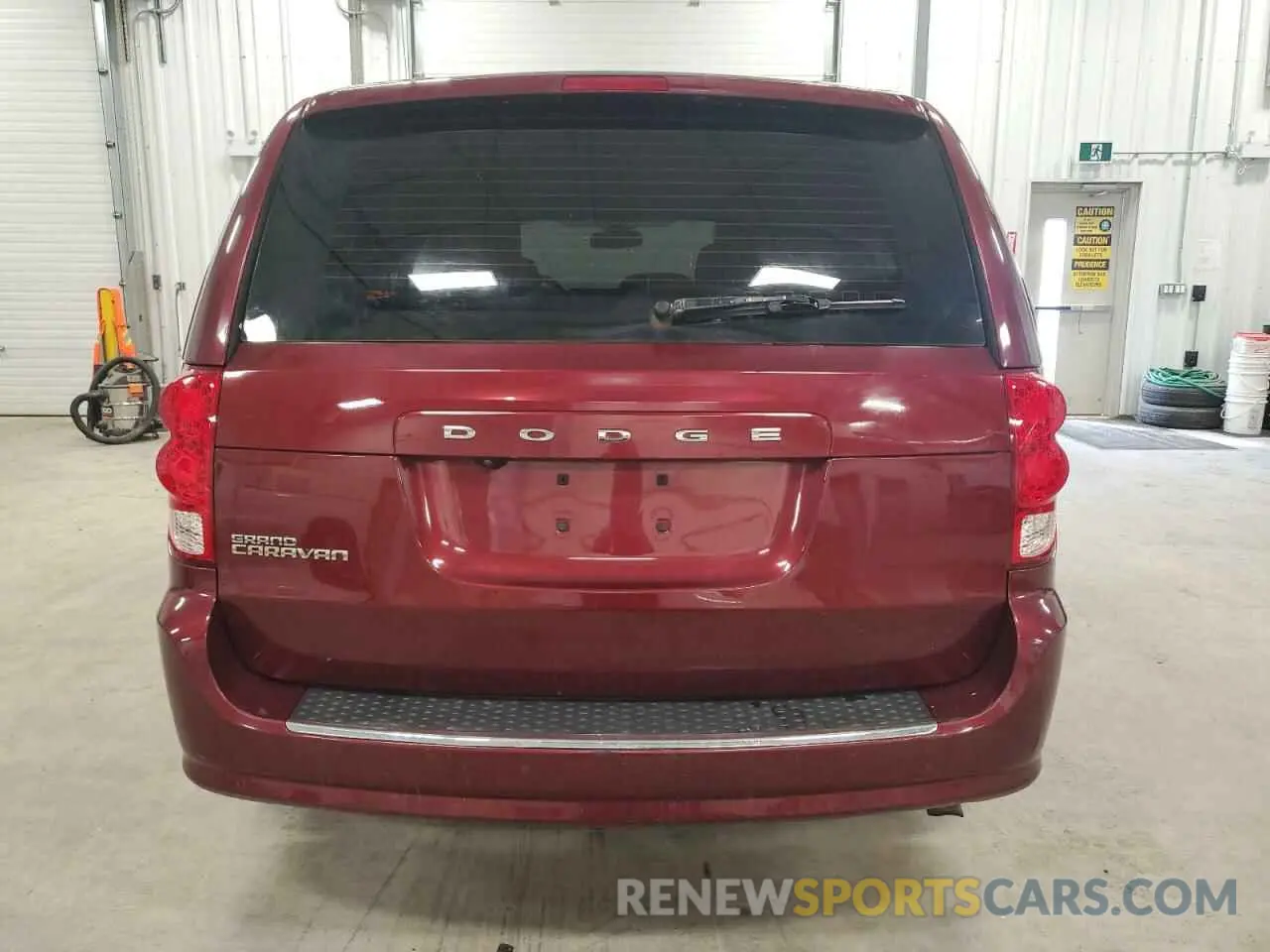 6 Photograph of a damaged car 2C4RDGBG0KR780363 DODGE CARAVAN 2019