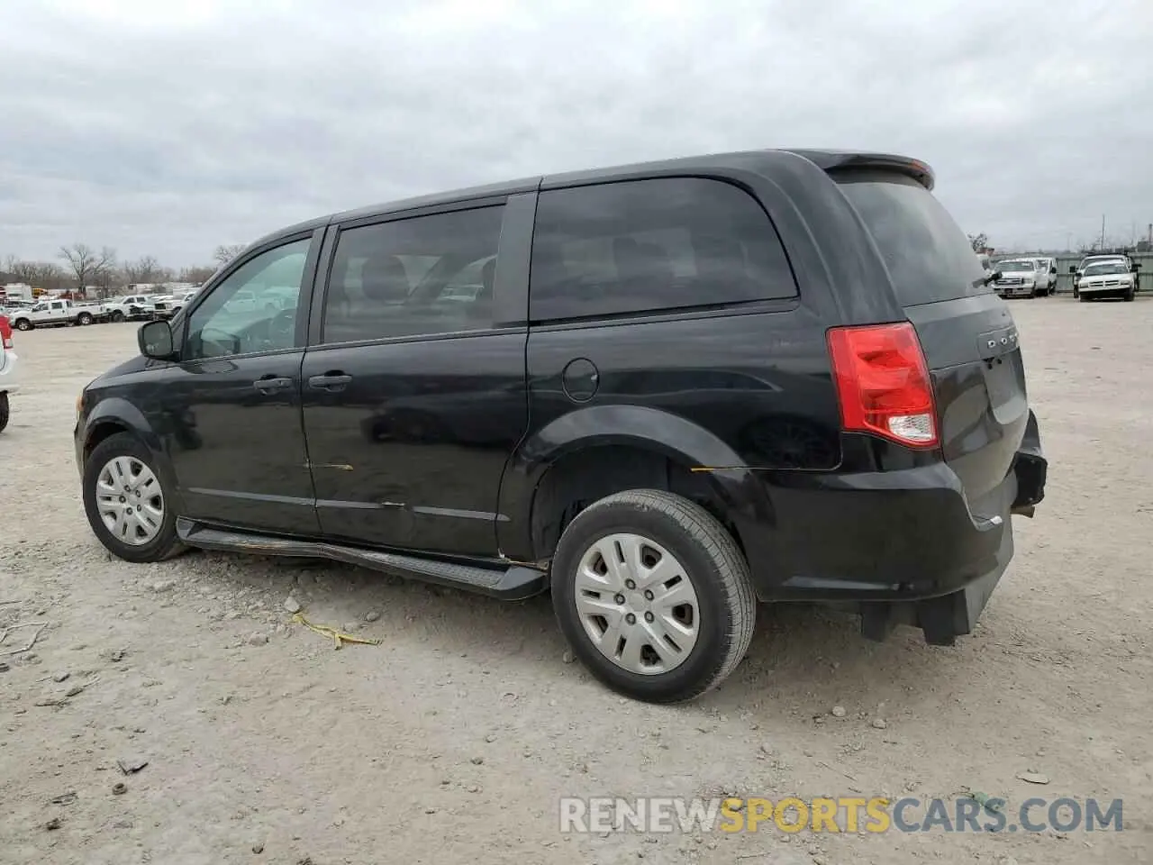 2 Photograph of a damaged car 2C4RDGBG1KR547608 DODGE CARAVAN 2019