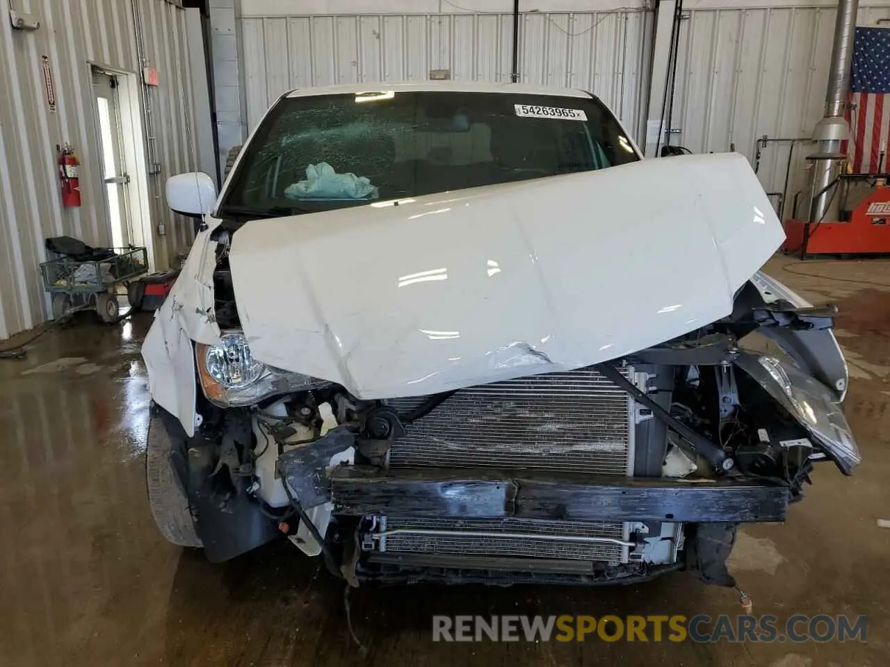 5 Photograph of a damaged car 2C4RDGBG1KR783563 DODGE CARAVAN 2019