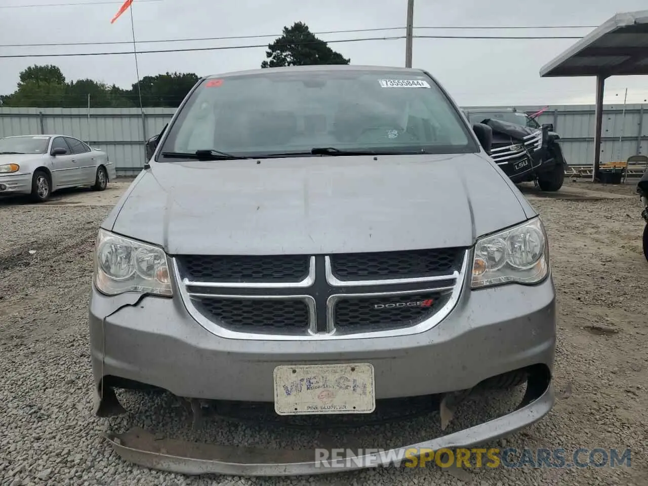 5 Photograph of a damaged car 2C4RDGBG2KR500832 DODGE CARAVAN 2019