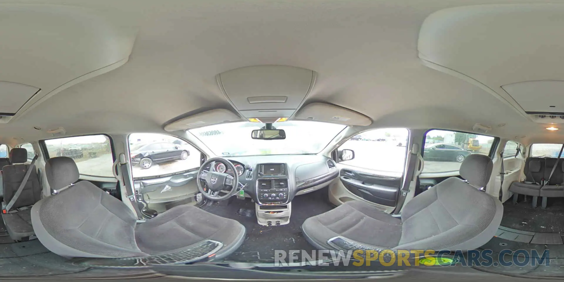 14 Photograph of a damaged car 2C4RDGBG2KR639469 DODGE CARAVAN 2019
