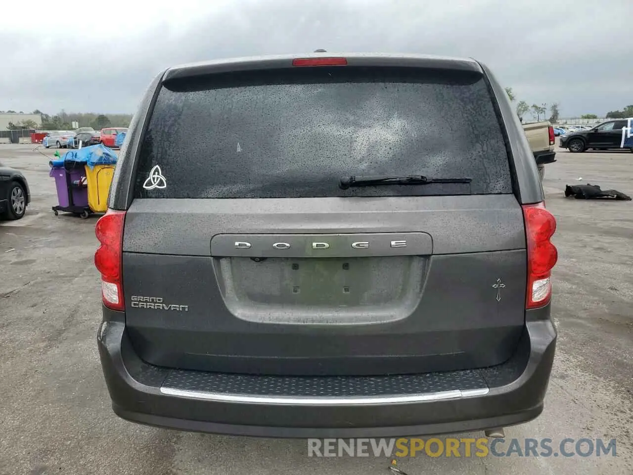 6 Photograph of a damaged car 2C4RDGBG2KR639469 DODGE CARAVAN 2019