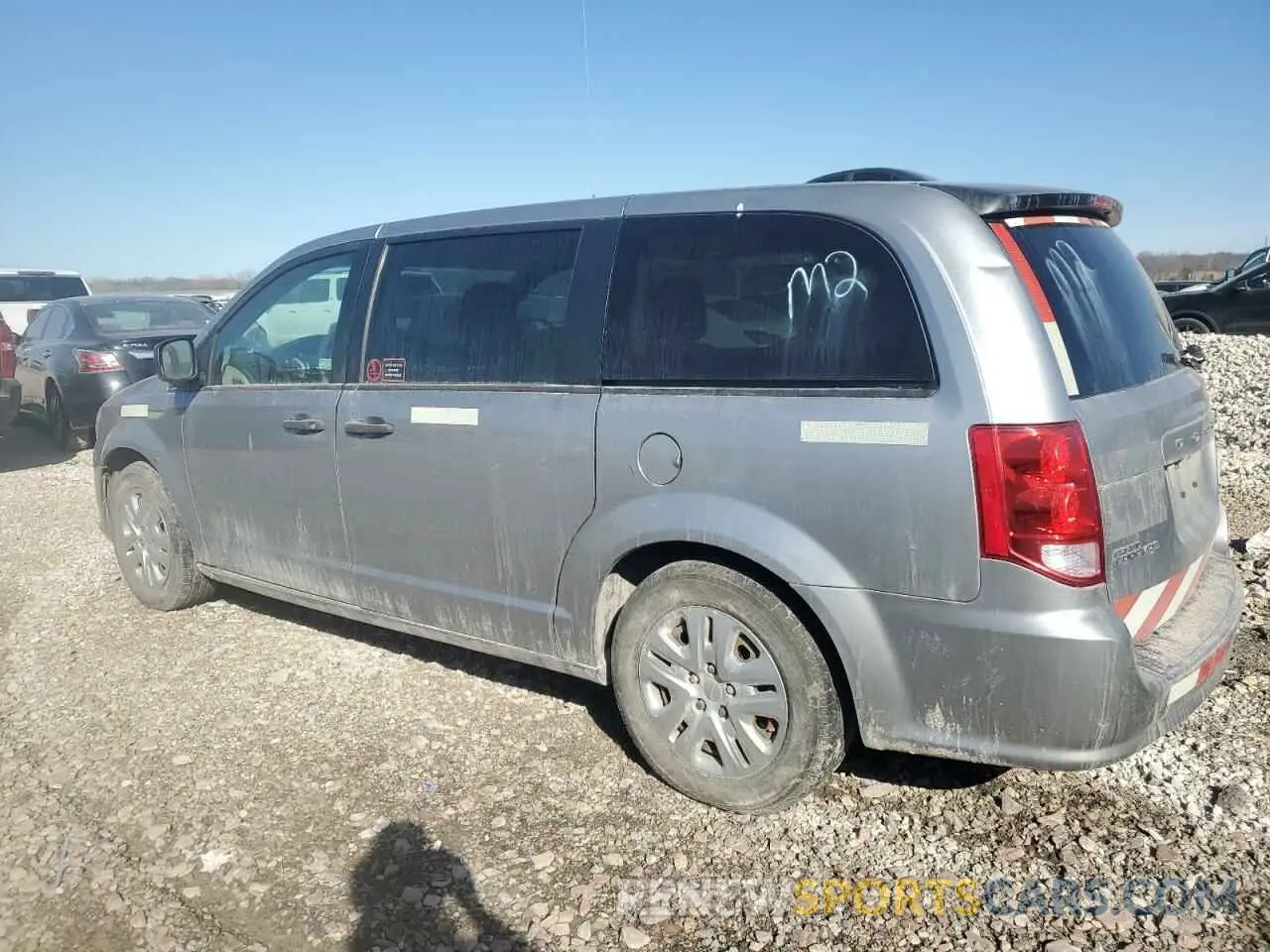 2 Photograph of a damaged car 2C4RDGBG2KR726658 DODGE CARAVAN 2019