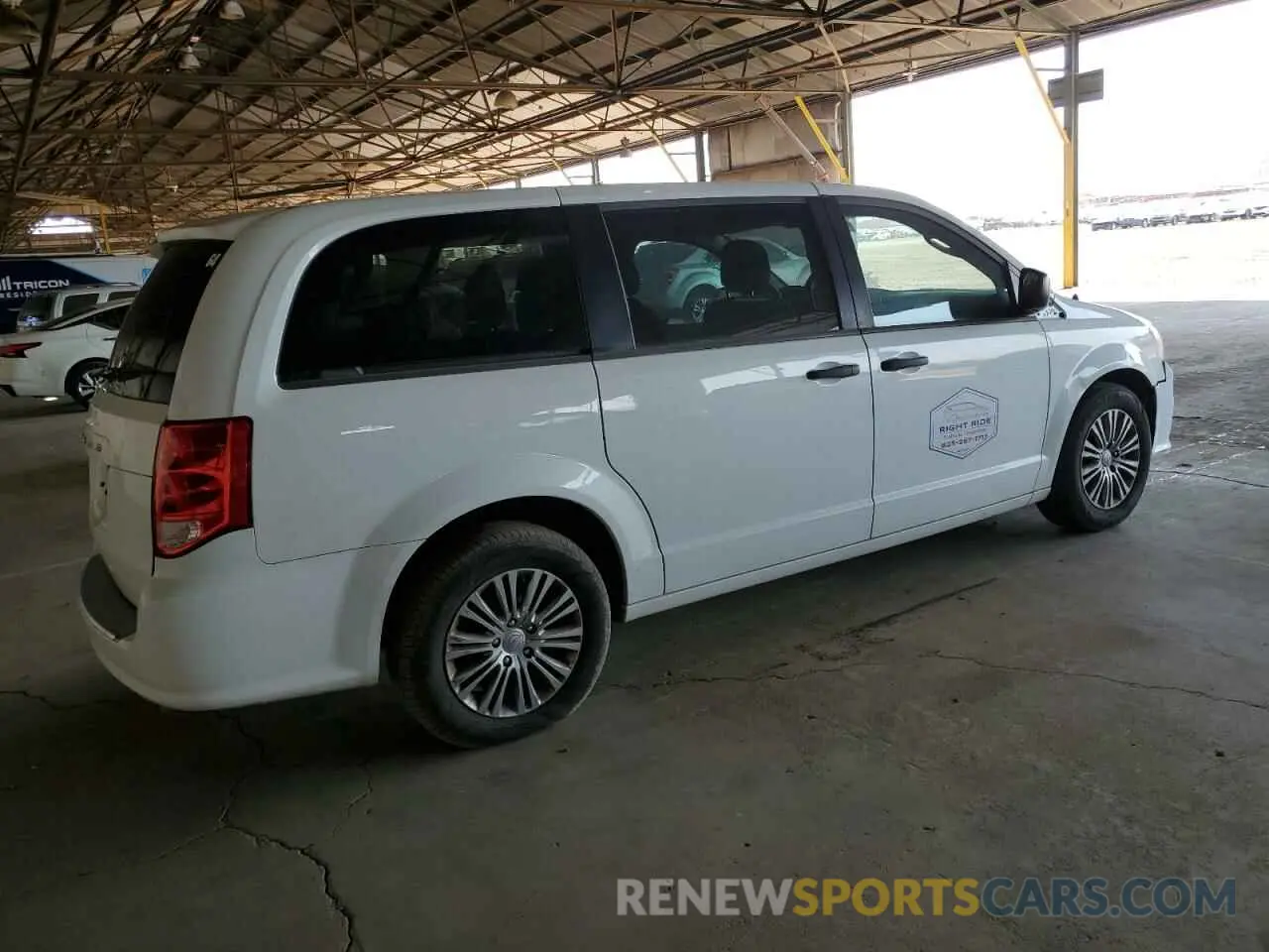 3 Photograph of a damaged car 2C4RDGBG2KR787699 DODGE CARAVAN 2019