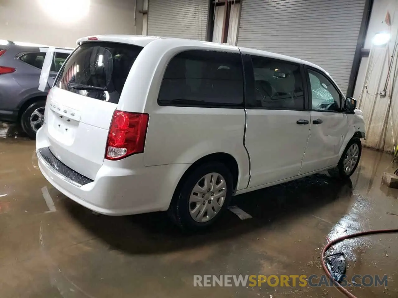 3 Photograph of a damaged car 2C4RDGBG2KR792496 DODGE CARAVAN 2019