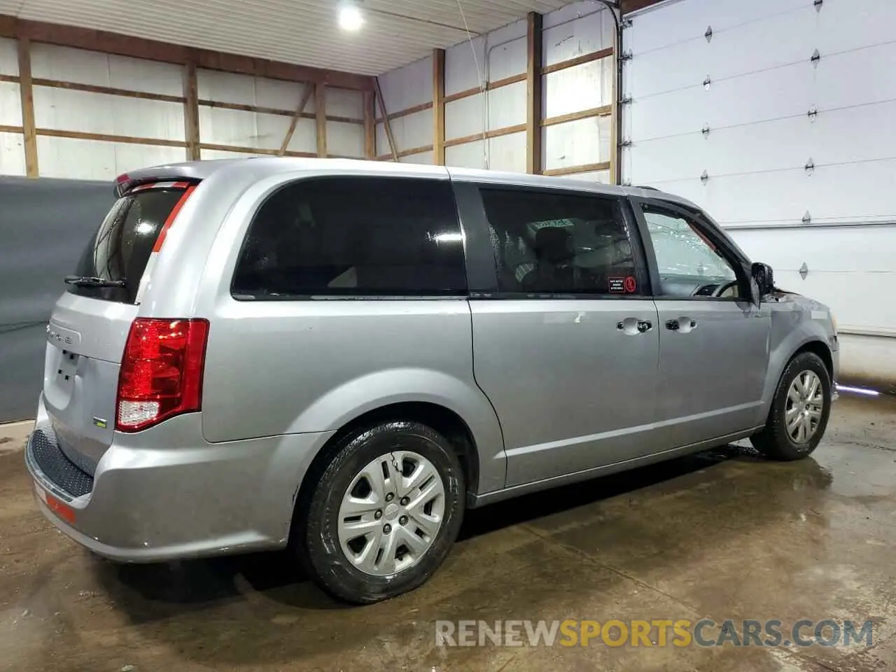 3 Photograph of a damaged car 2C4RDGBG2KR805215 DODGE CARAVAN 2019
