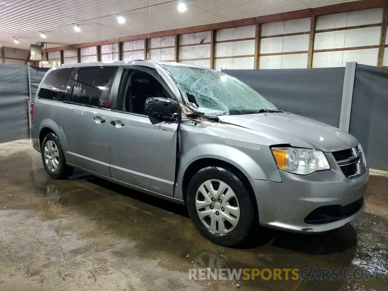 4 Photograph of a damaged car 2C4RDGBG2KR805215 DODGE CARAVAN 2019