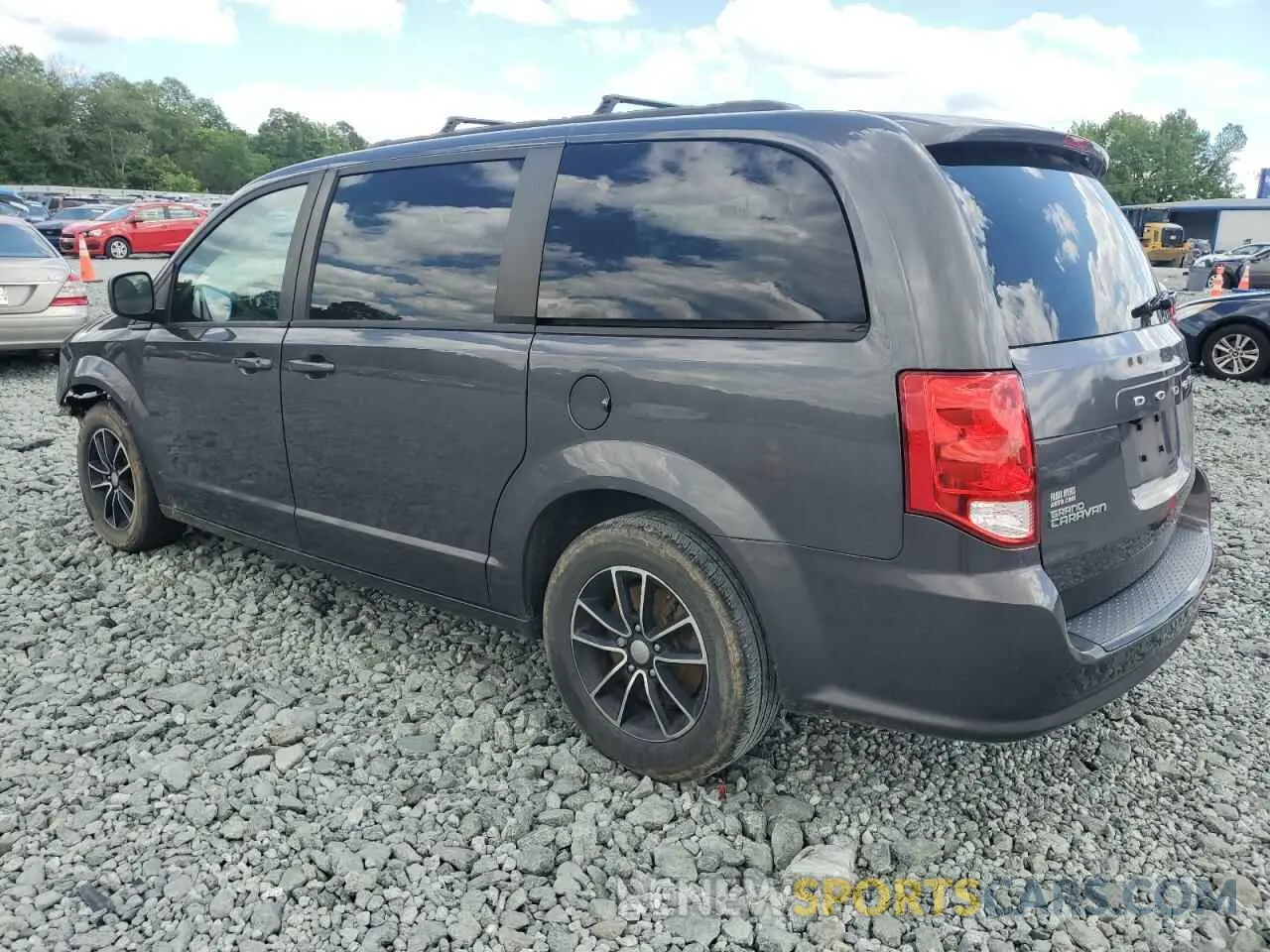2 Photograph of a damaged car 2C4RDGBG3KR509233 DODGE CARAVAN 2019