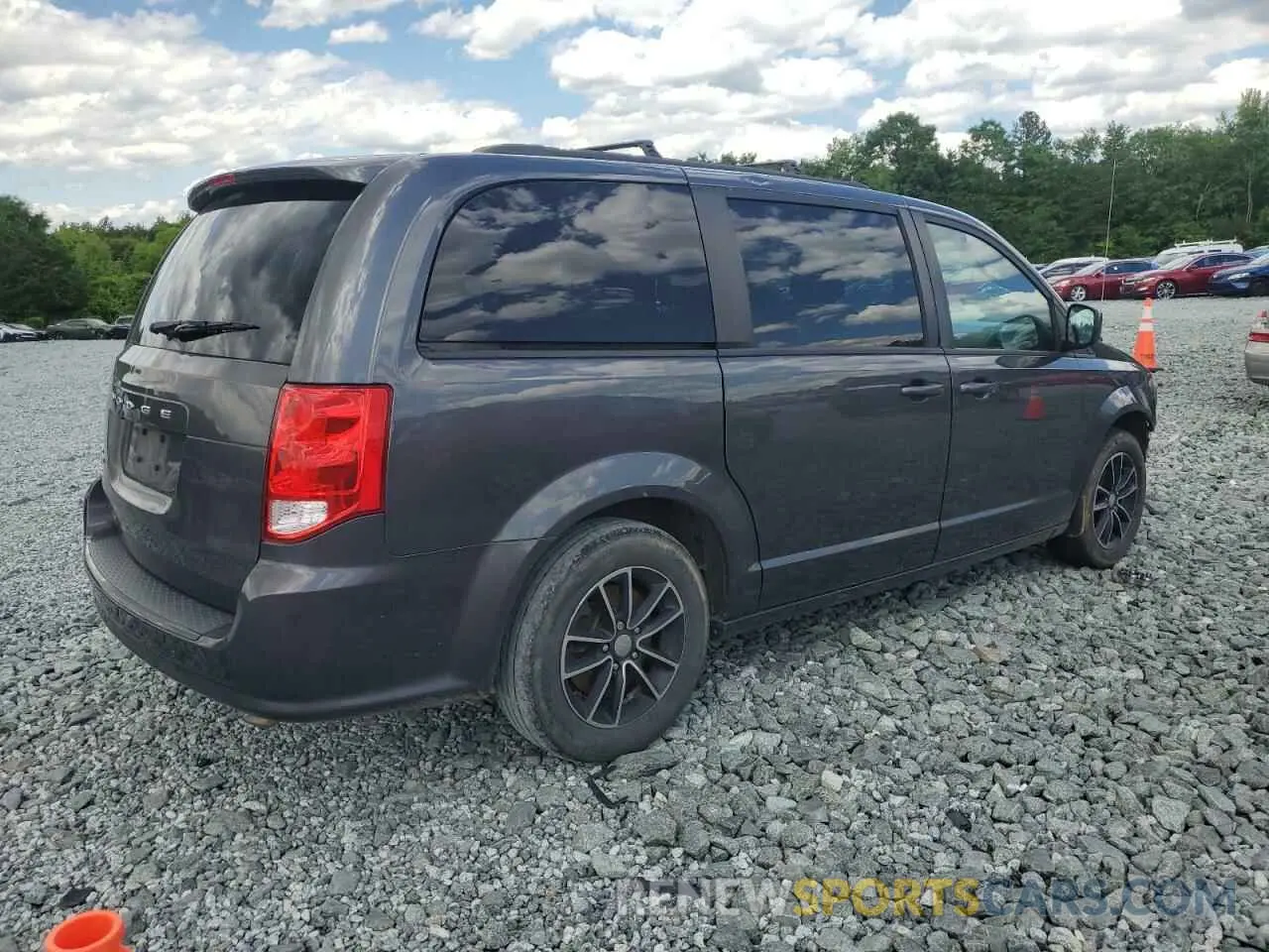 3 Photograph of a damaged car 2C4RDGBG3KR509233 DODGE CARAVAN 2019