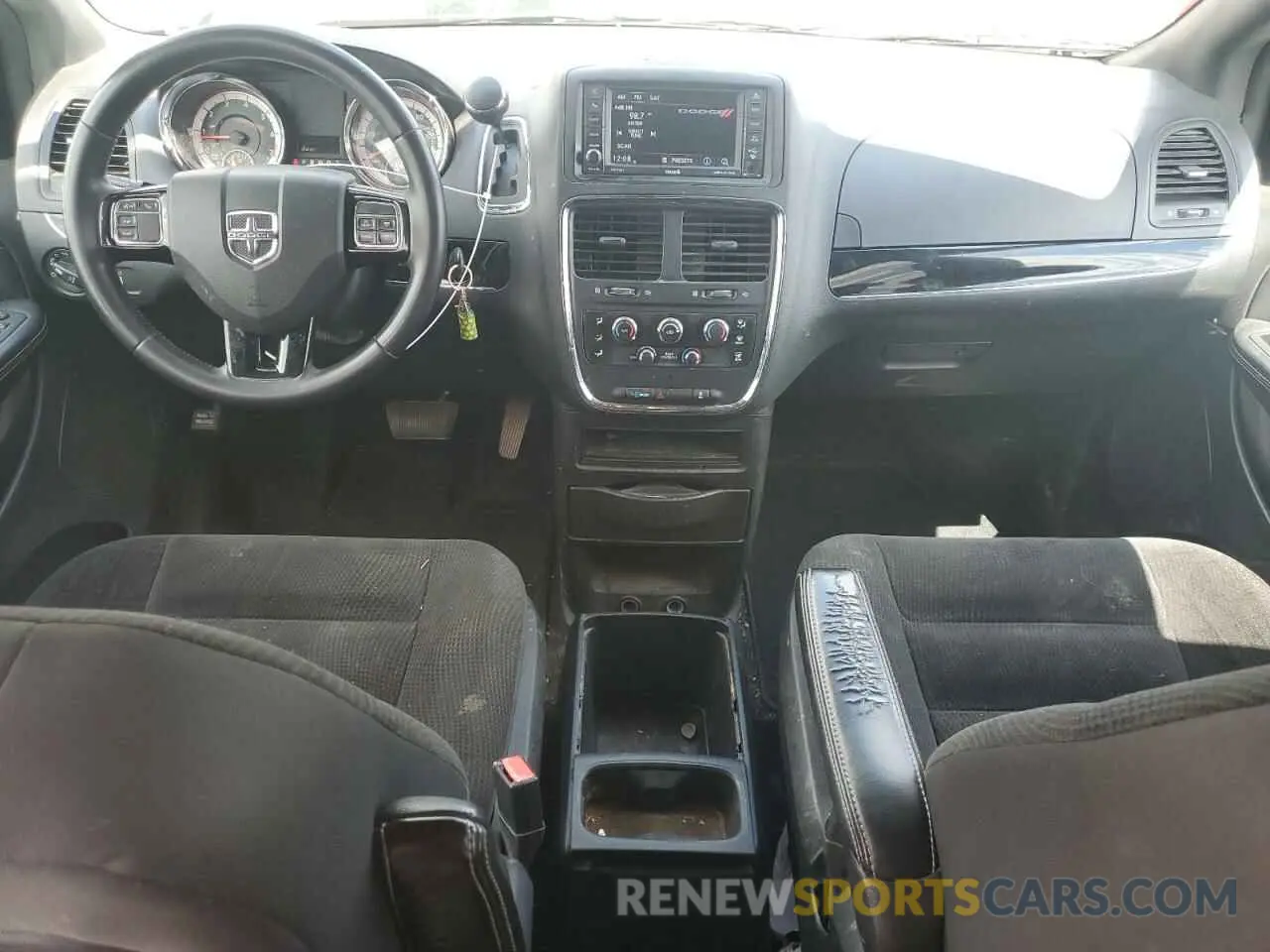 8 Photograph of a damaged car 2C4RDGBG3KR509233 DODGE CARAVAN 2019