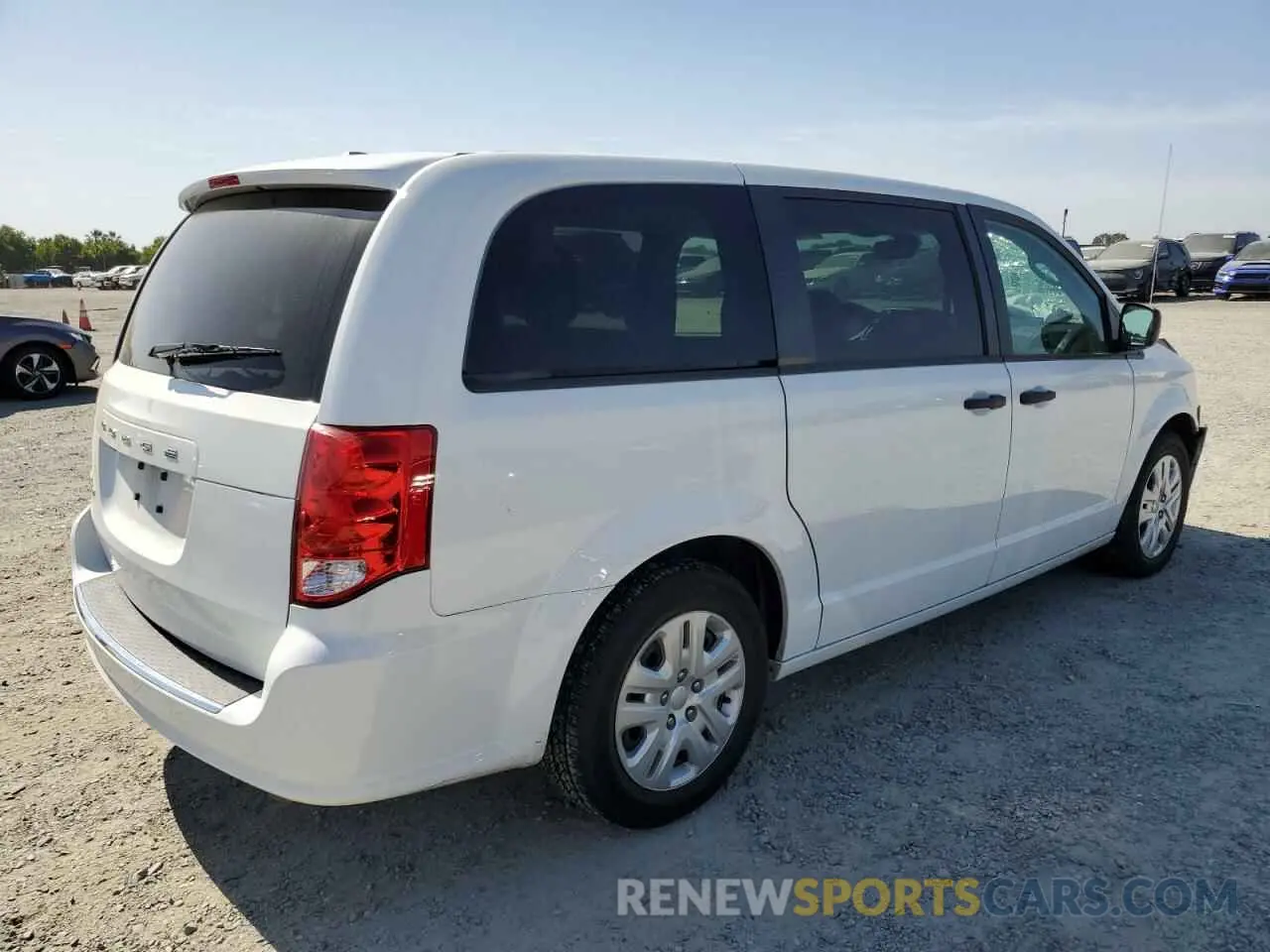 3 Photograph of a damaged car 2C4RDGBG3KR798999 DODGE CARAVAN 2019