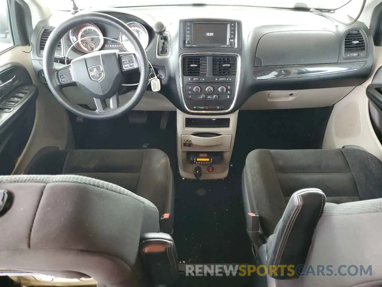 8 Photograph of a damaged car 2C4RDGBG4KR805250 DODGE CARAVAN 2019
