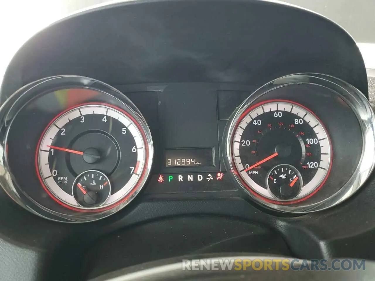 9 Photograph of a damaged car 2C4RDGBG4KR805250 DODGE CARAVAN 2019