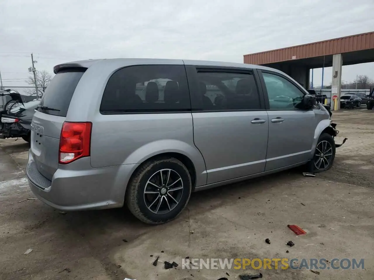 3 Photograph of a damaged car 2C4RDGBG5KR540760 DODGE CARAVAN 2019