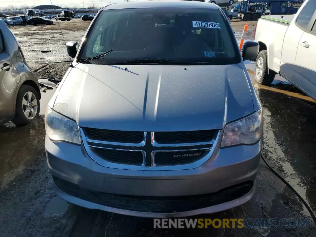 5 Photograph of a damaged car 2C4RDGBG5KR580353 DODGE CARAVAN 2019