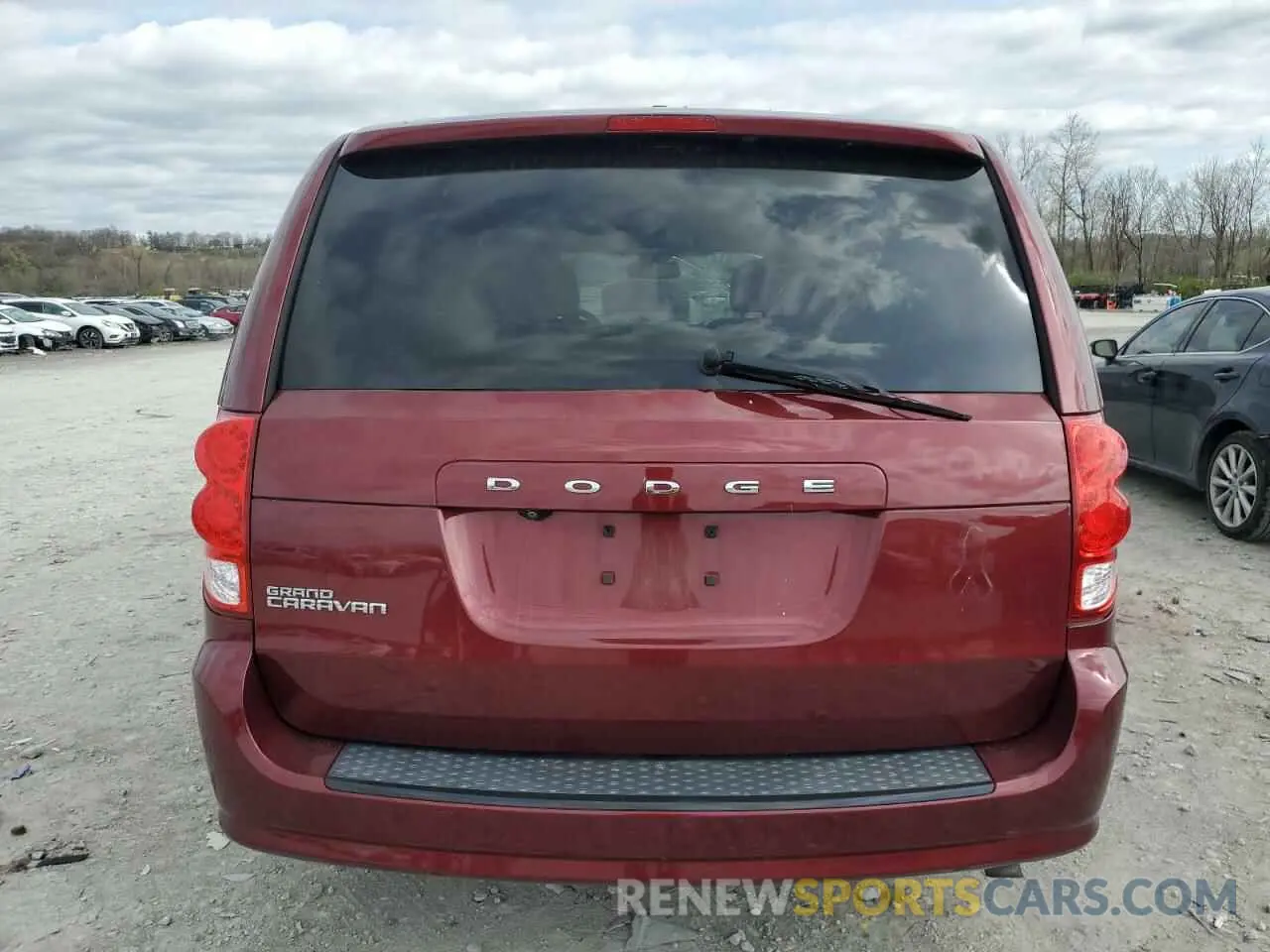 6 Photograph of a damaged car 2C4RDGBG5KR624495 DODGE CARAVAN 2019