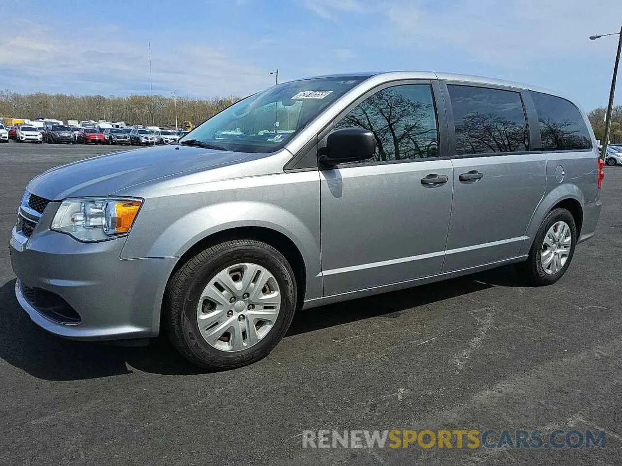 1 Photograph of a damaged car 2C4RDGBG5KR637117 DODGE CARAVAN 2019