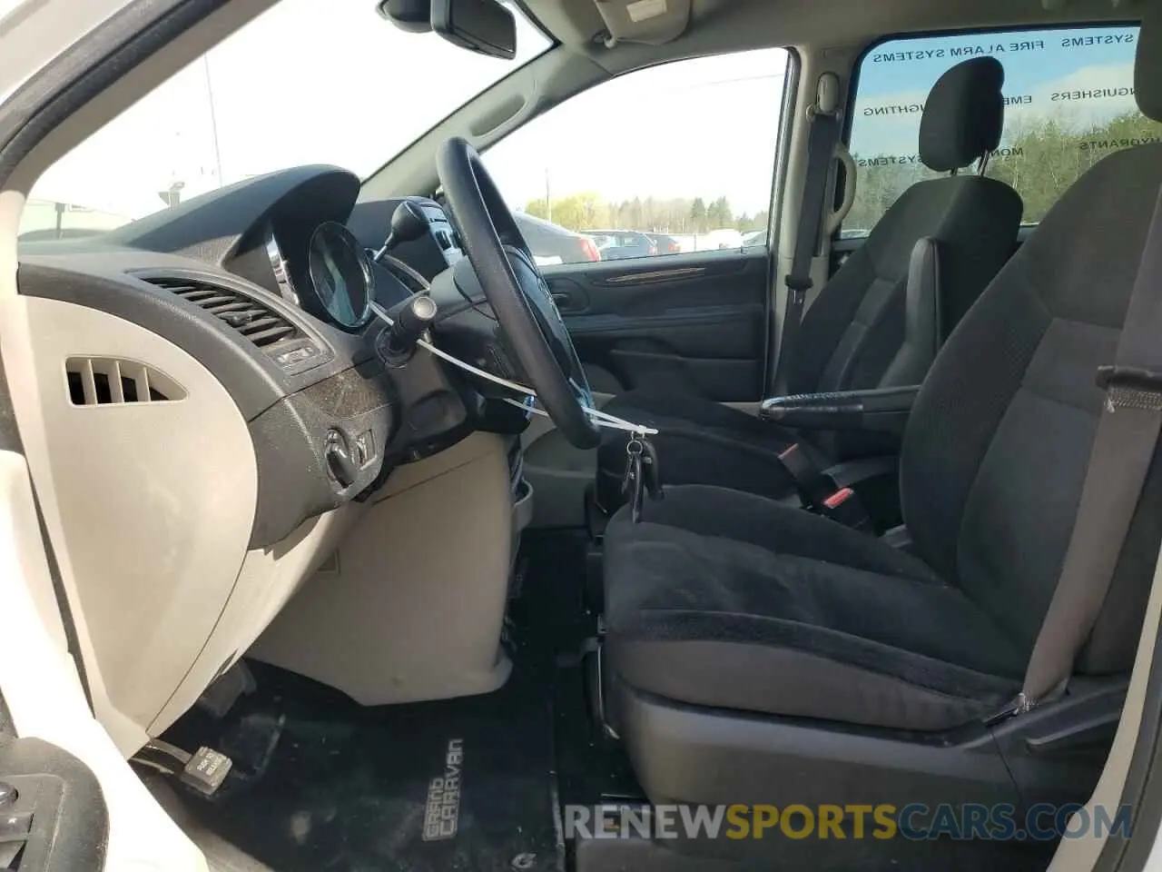 7 Photograph of a damaged car 2C4RDGBG5KR784652 DODGE CARAVAN 2019